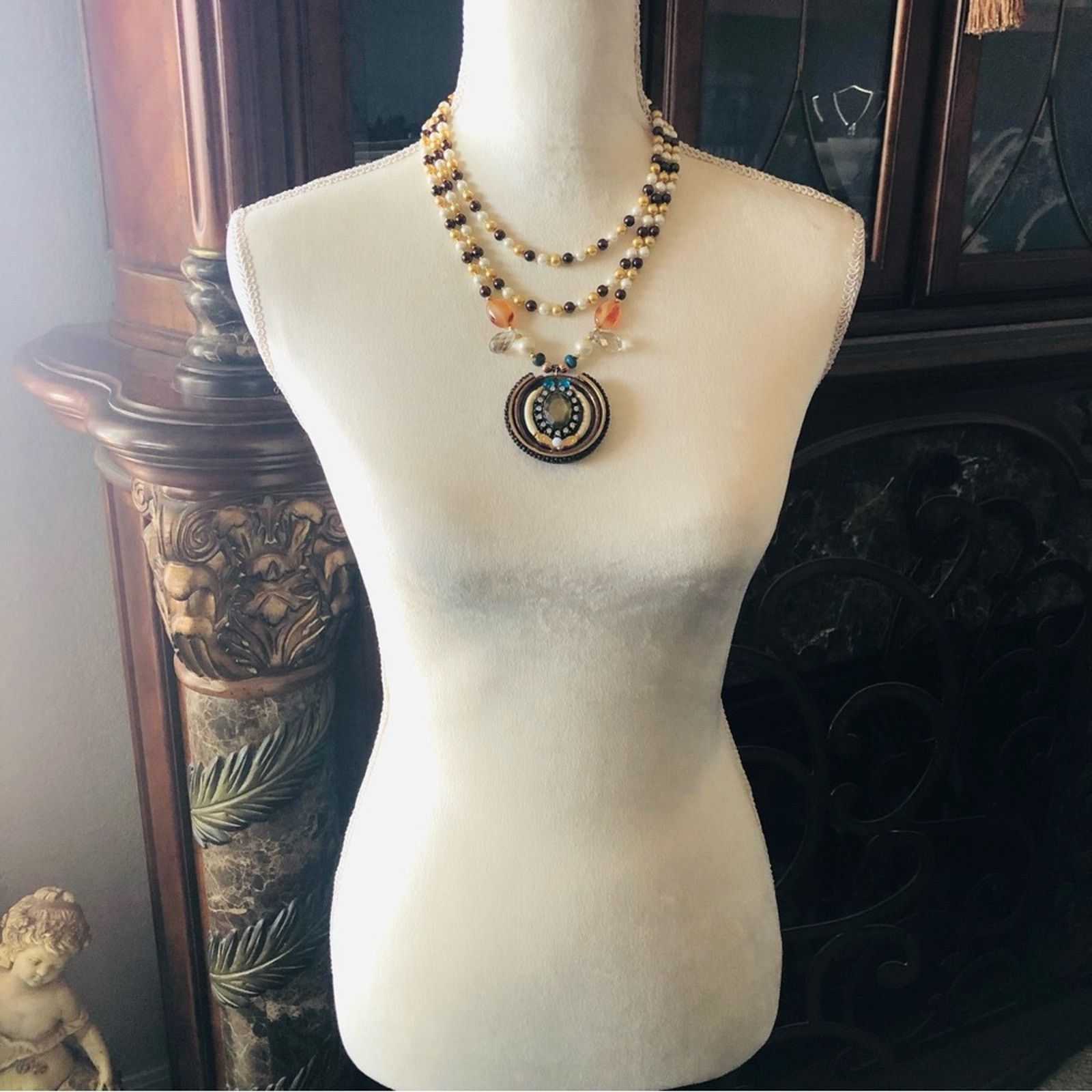 Handmade Handcrafted repurpose large amulet pendant Pearl necklace Size ONE SIZE - 6 Thumbnail