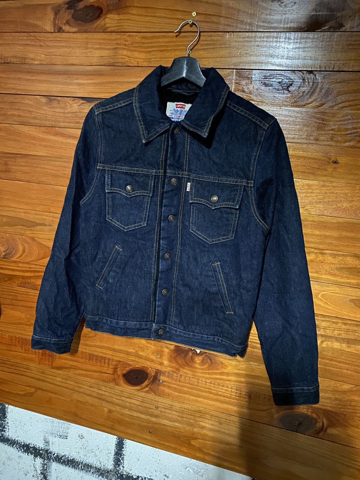 Levi's Vintage Levi’s Women’s Denim Jacket 90s Dark Wash Size M Size US S / EU 44-46 / 1 - 4 Thumbnail
