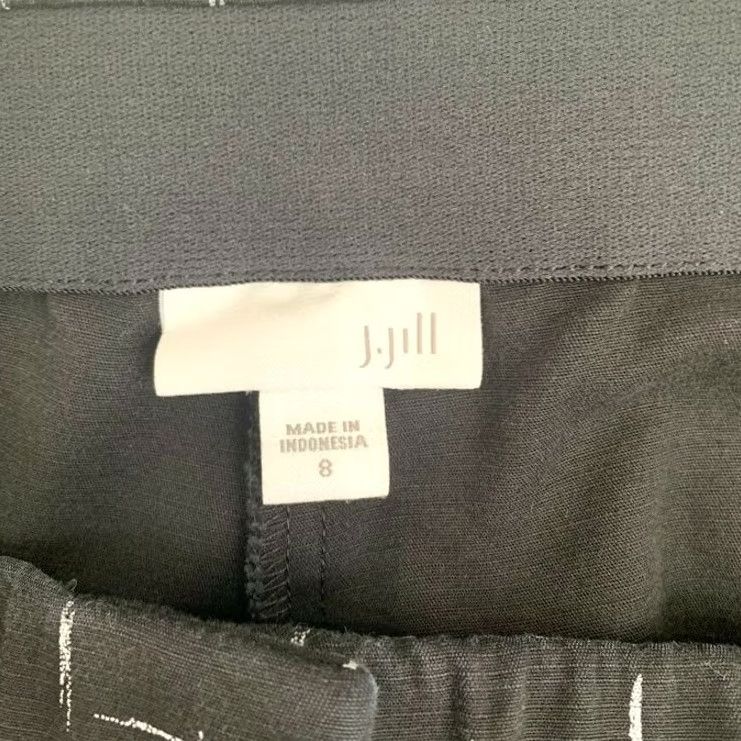 J. Jill J.JILL Womens 8 Casual Capri Pants Straight Cropped Stretch Waist Front Zip Black Cotton Blend Rayon Spandex 63% 24" Inseam Mens? Size 30" / US 8 / IT 44 - 3 Thumbnail