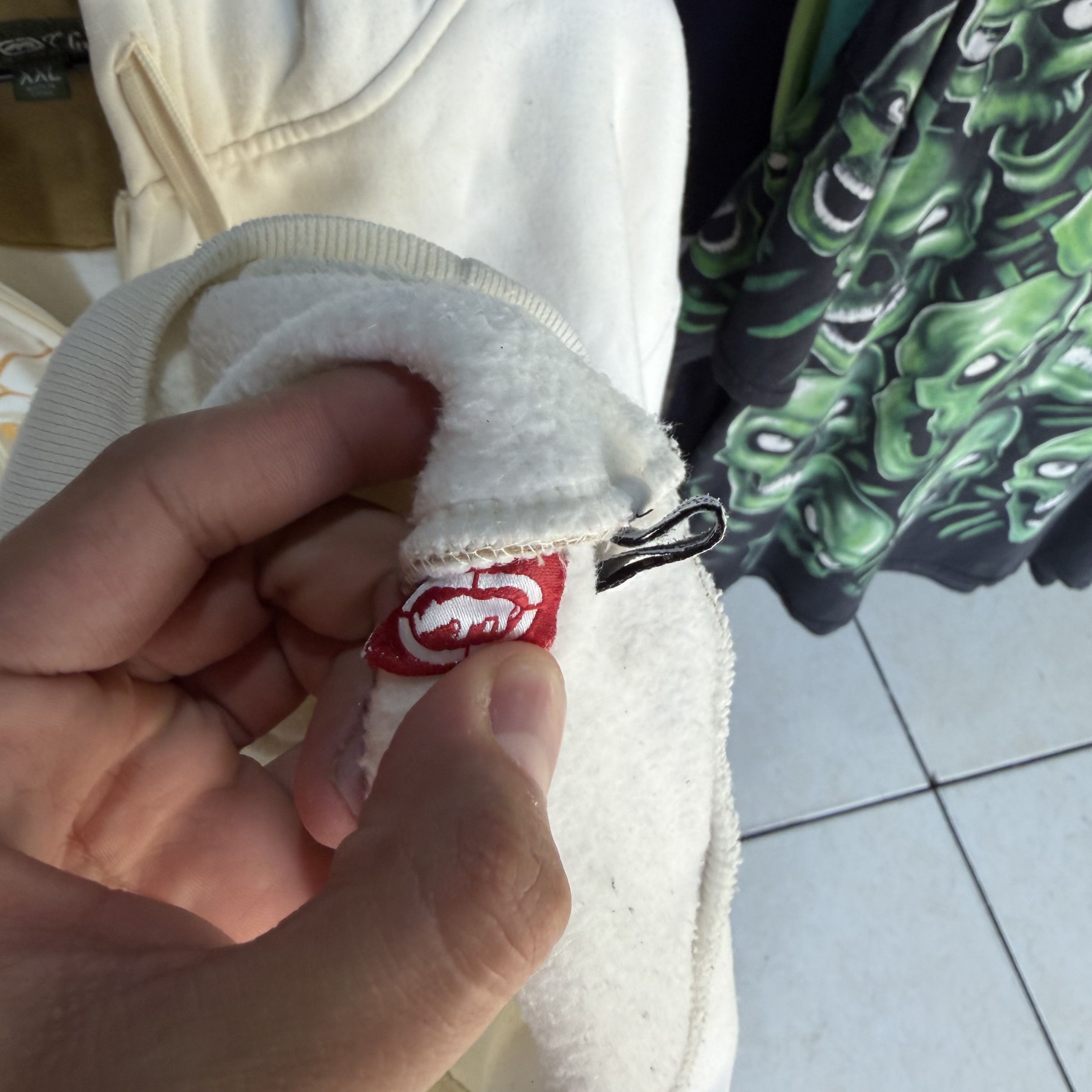Ecko Unltd. Vintage Ecko Unltd Hoodie Mens 2XL White Gold Sweatshirt Size US XL / EU 56 / 4 - 11 Thumbnail