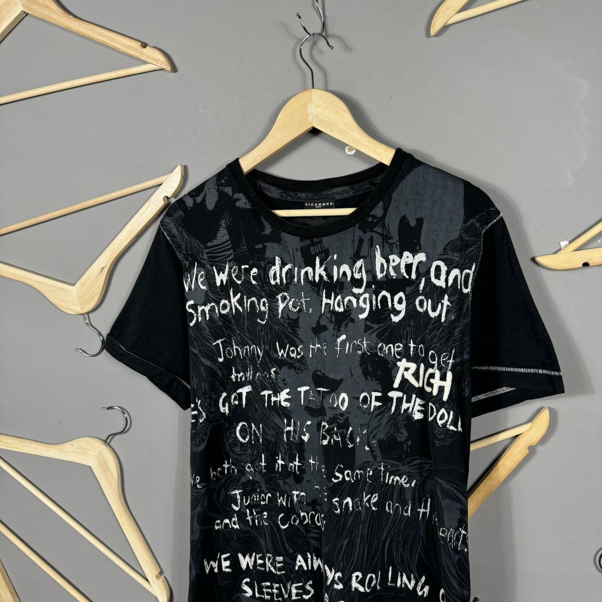 Richmond Denim Richmond Denim Black Graphic T-shirt Size US XL / EU 56 / 4 - 2 Thumbnail