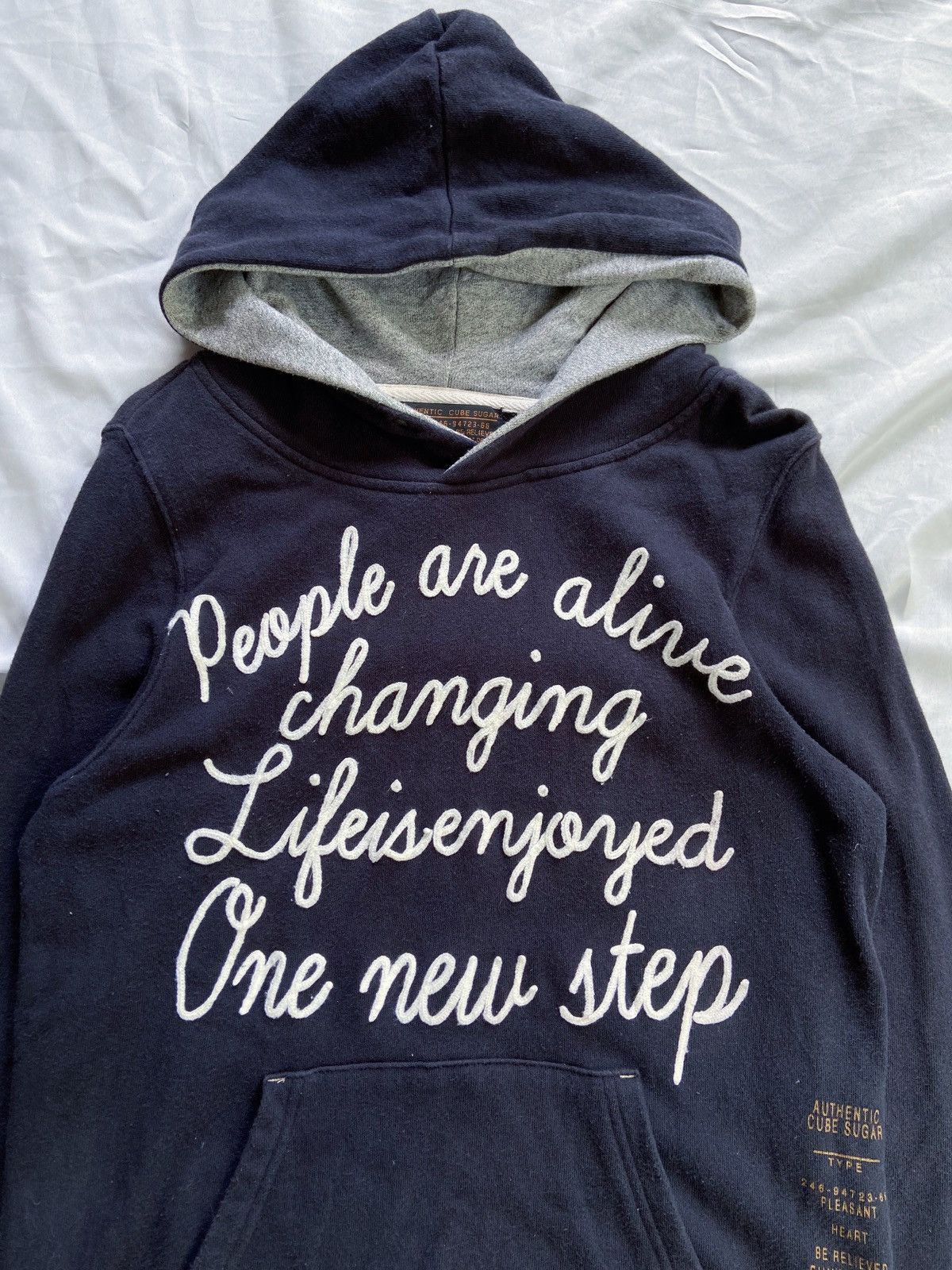 Japanese Brand PEOPLE ARE ALIVE CHANGING LIFE IS ENJOYED CUBE SUGAR HOODIE Size US M / EU 48-50 / 2 - 2 Thumbnail