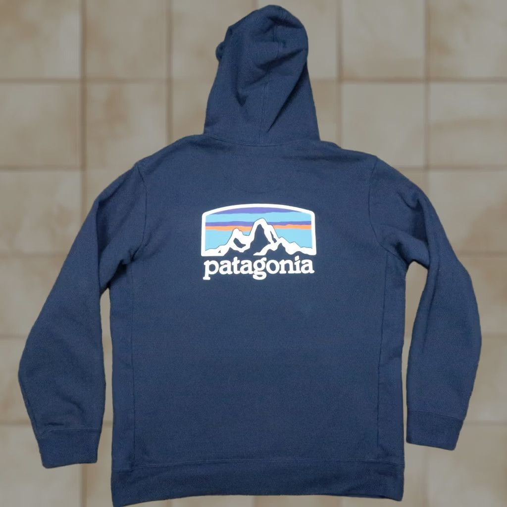 Patagonia Patagonia Hoodie Mens Large Blue Graphic Uprisal Fitz Roy Horizons Pullover Size US L / EU 52-54 / 3 - 1 Thumbnail
