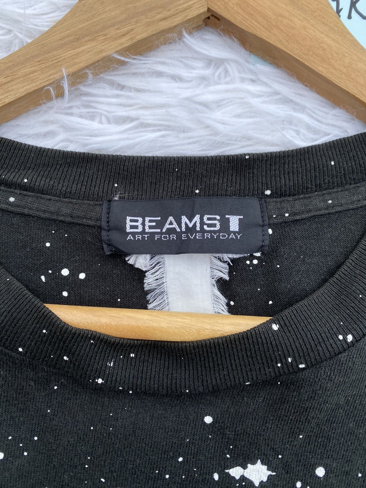 Beams Plus Rare Beams Japanese Brand Painted Art Design Tshirt Size US L / EU 52-54 / 3 - 9 Thumbnail