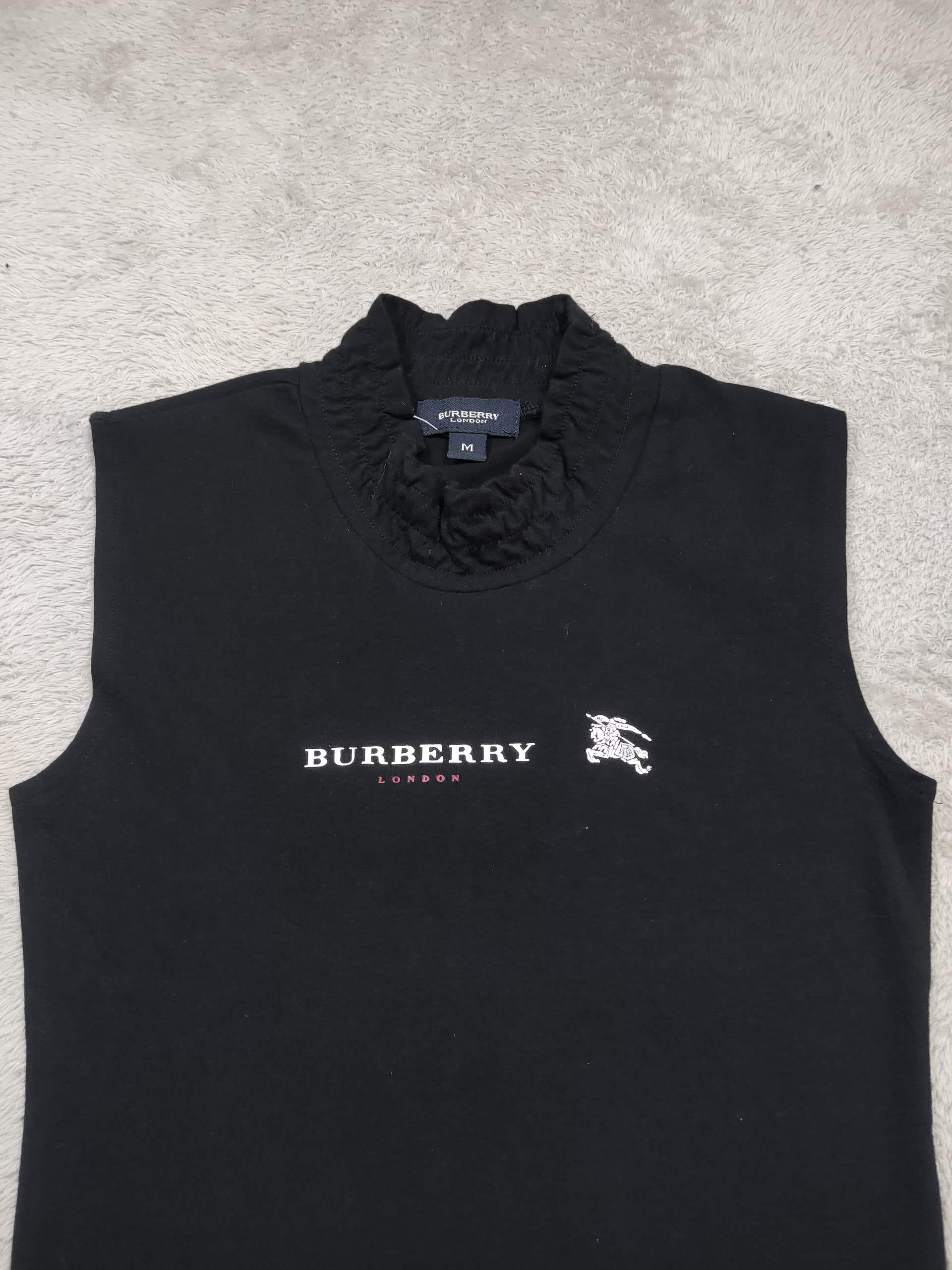 Burberry Burberry London Sleeveless Mock Neck Top Ruffled Logo Tank Size US M / EU 48-50 / 2 - 3 Thumbnail