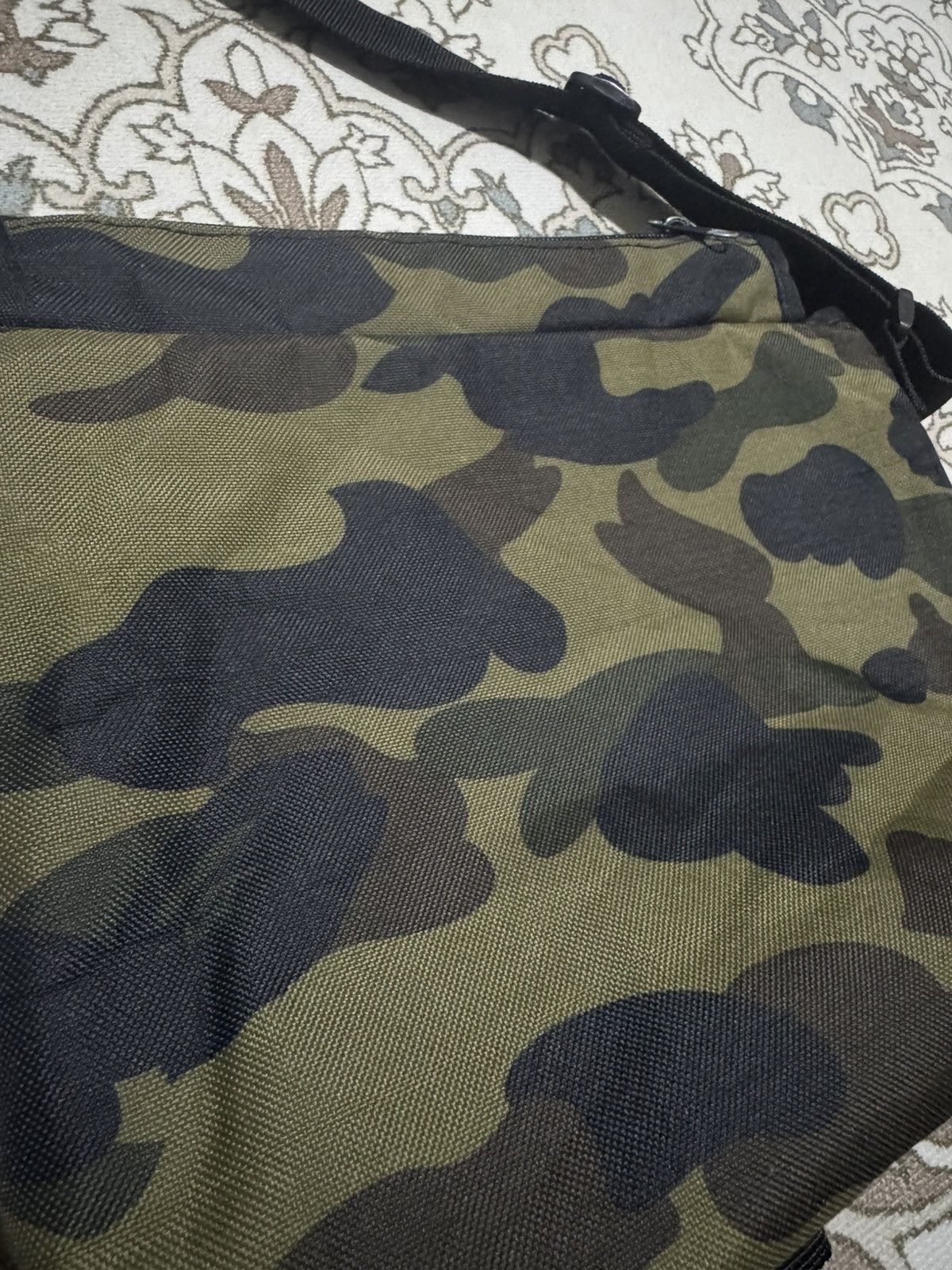 Bape Magazine Item! AW20 Bape Green Camo Shoulder Sling Bag Size ONE SIZE - 5 Thumbnail