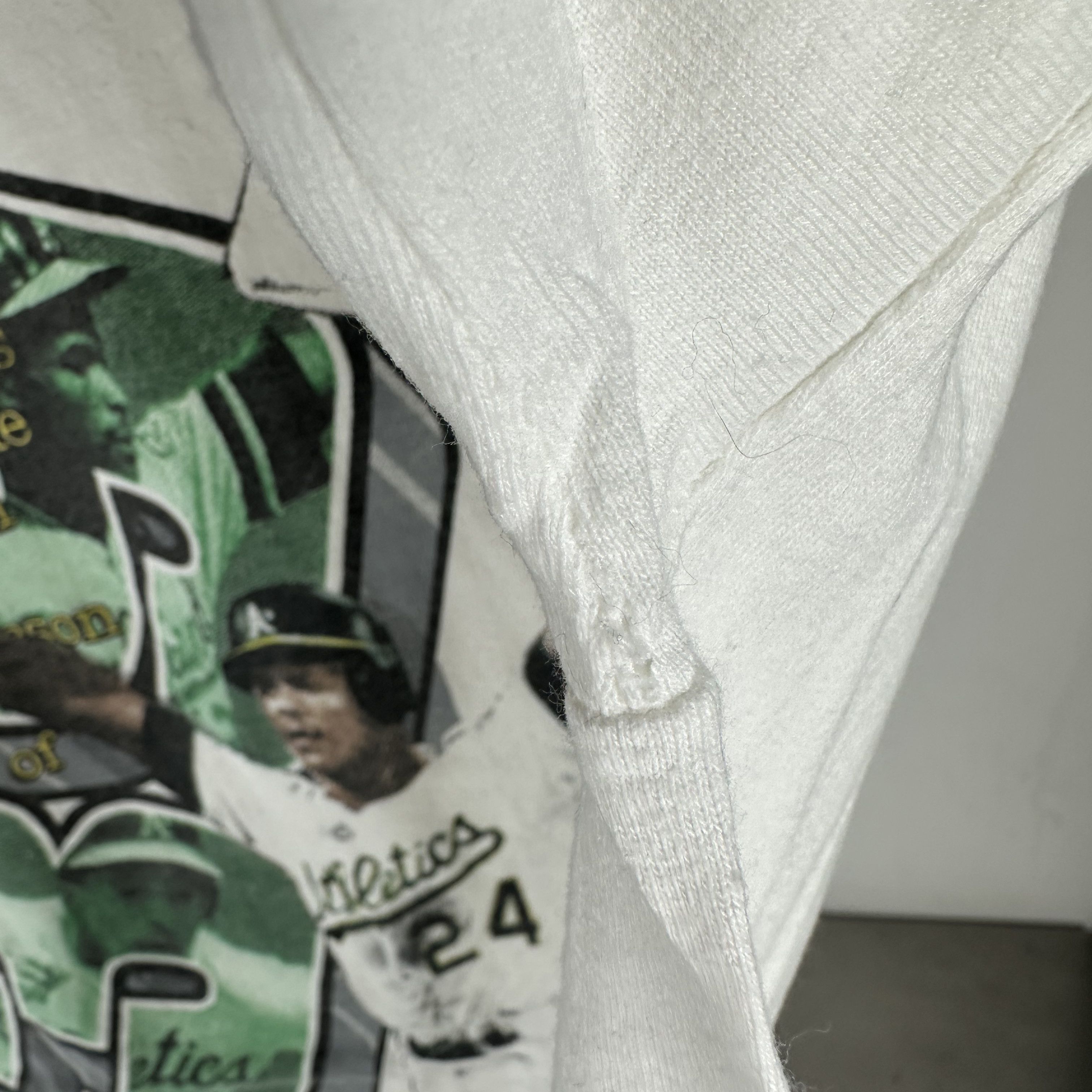 Vintage 1990 Rickey Henderson Oakland Athletics MLB Salem T-Shirt Size US L / EU 52-54 / 3 - 10 Thumbnail
