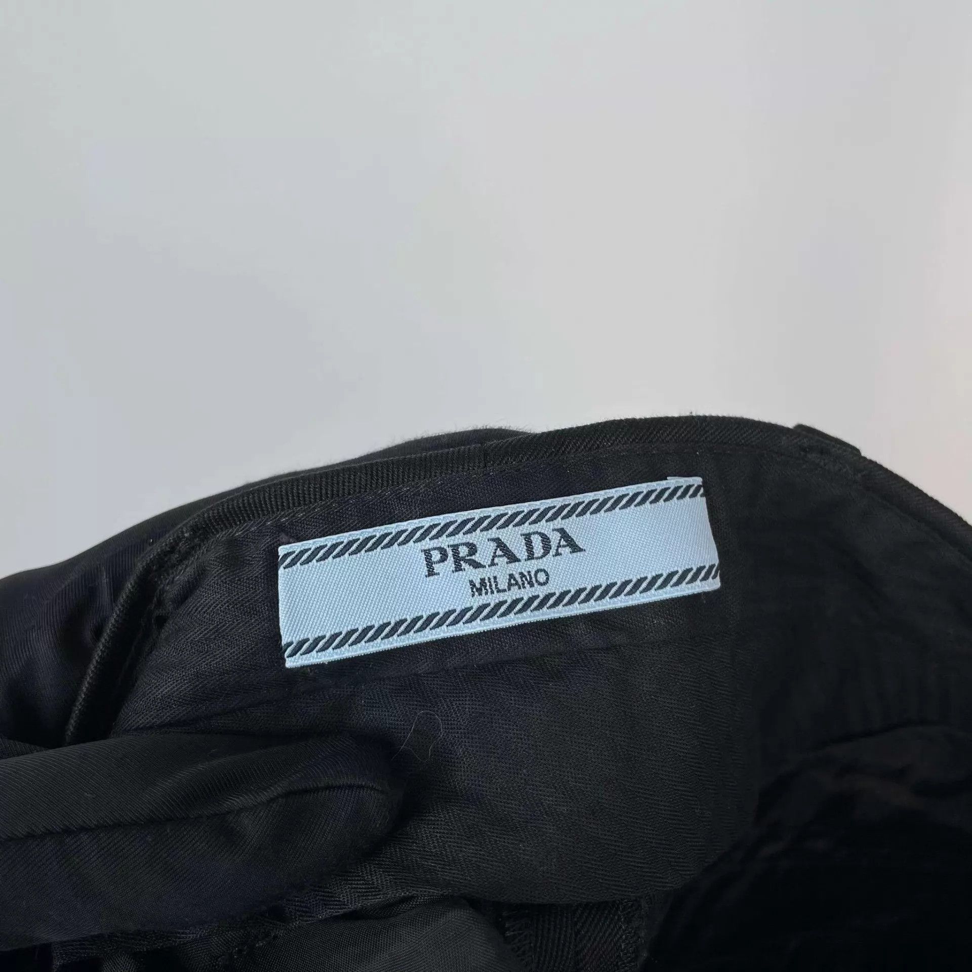 Prada Prada Triangle Denim Shorts Black 38 Size 26" / US 2 / IT 38 - 3 Thumbnail
