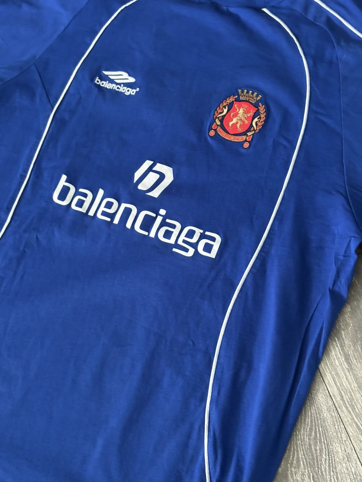 Balenciaga Balenciaga soccer tshirt Size US S / EU 44-46 / 1 - 8 Thumbnail