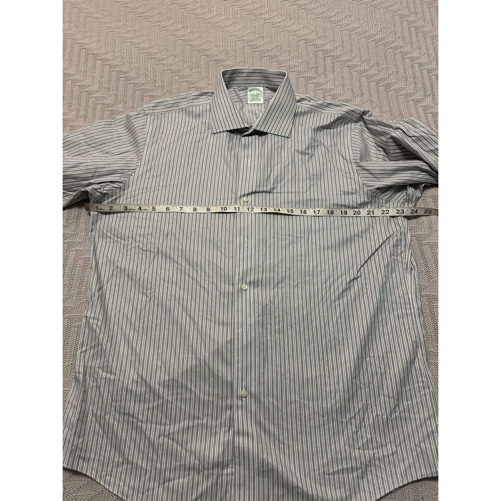 Brooks Brothers Brooks Brothers gray striped Milano button down size 17 Size US XL / EU 56 / 4 - 6 Thumbnail