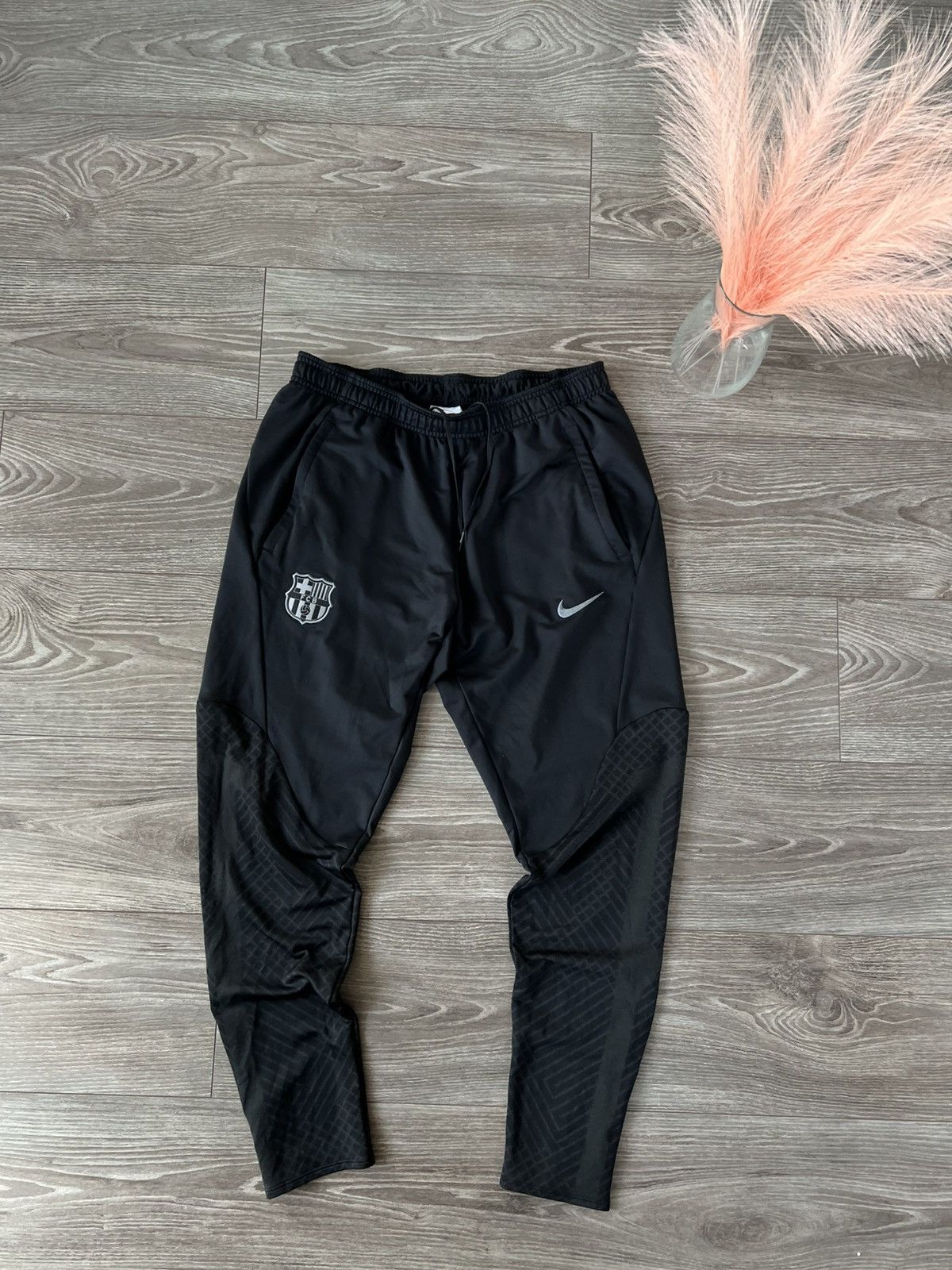 Nike Nike FCB Barcelona Football Slim Fit Regular Sweatpants Size US 34 / EU 50 - 9 Thumbnail