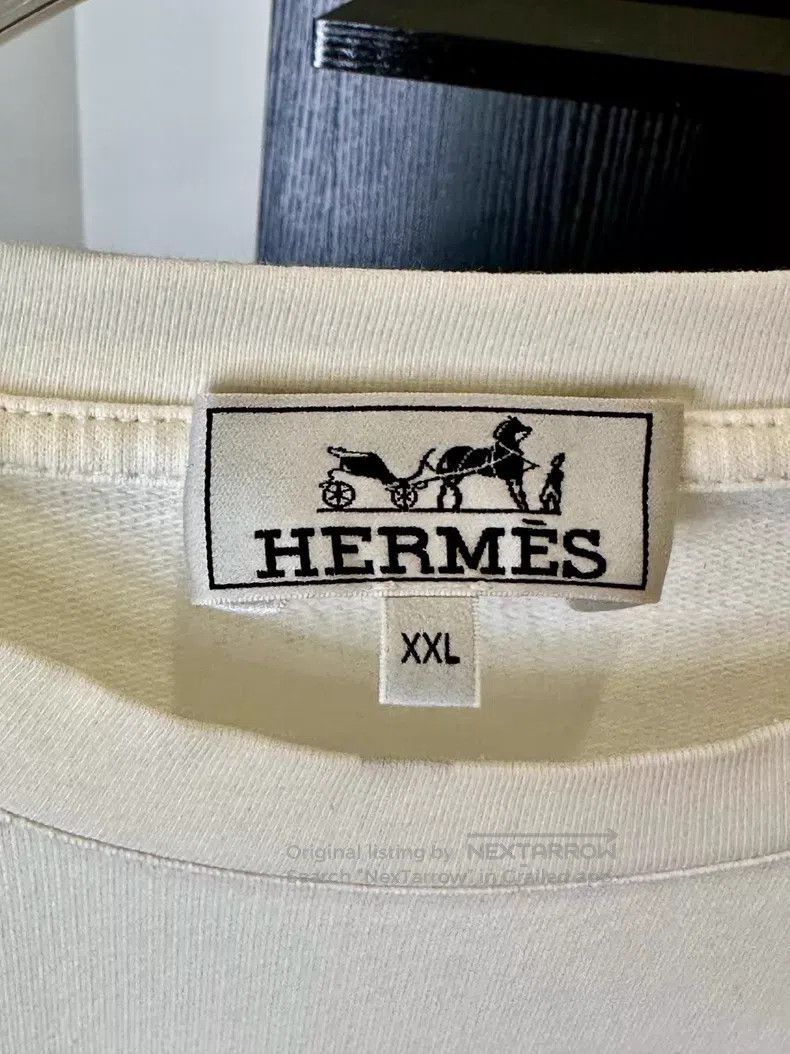 Hermes Hermes Solid Color Leather Patch Round Neck Straight Sleev Size US XXL / EU 58 / 5 - 4 Thumbnail