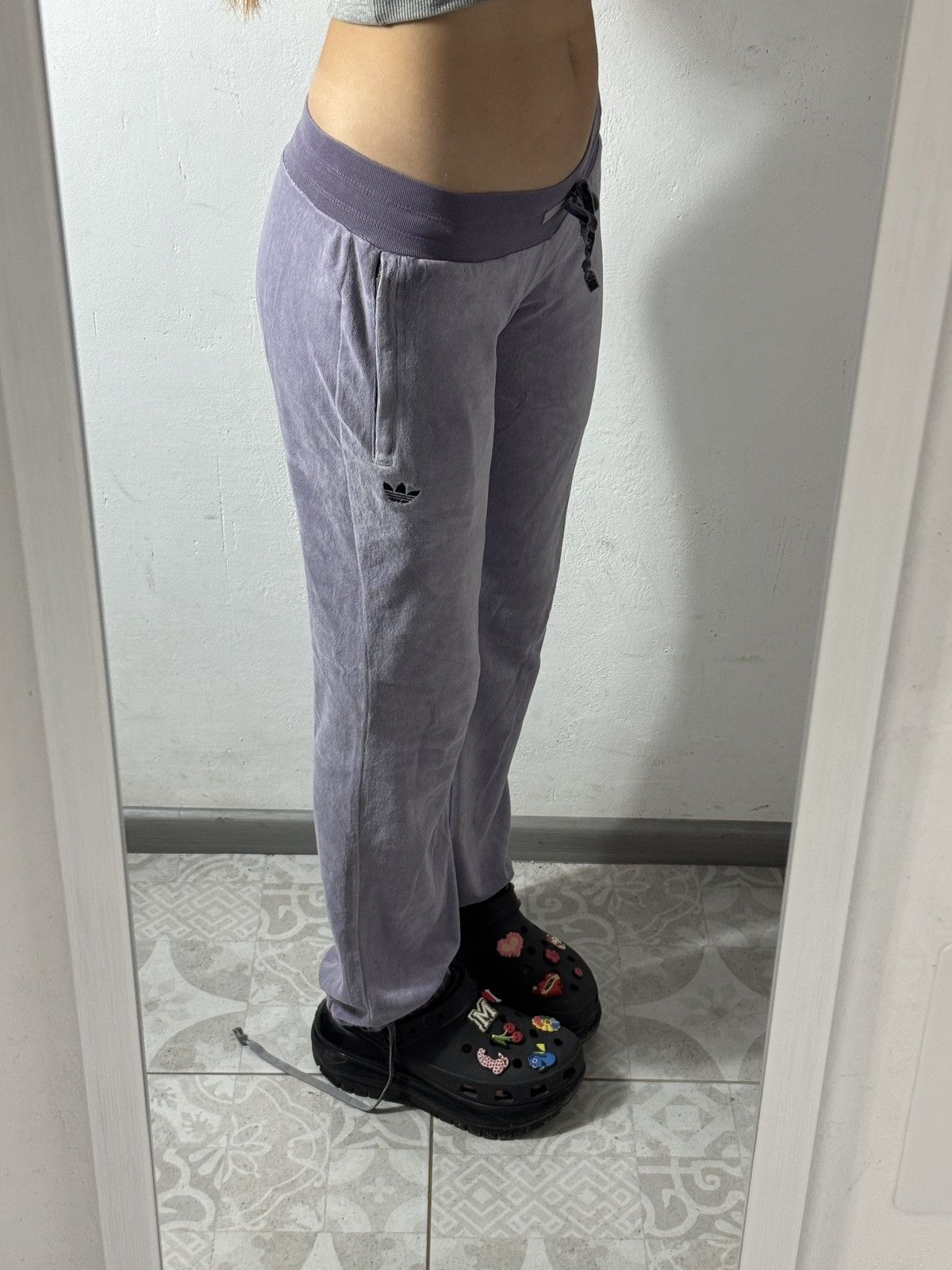 Adidas VINTAGE ADIDAS VELOUR 2000s SWEATPANTS Size 25" / US 0 / IT 36 - 1 Thumbnail