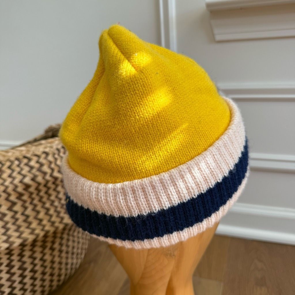 Other Valiant Univeristy of Michigan Wolverines Cuffed Knit Beanie Size ONE SIZE - 4 Thumbnail