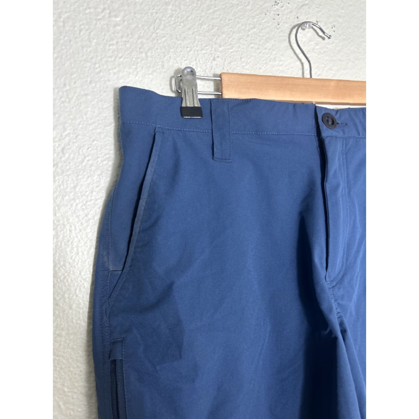 Orvis **Orvis Blue Tech Cargo Shorts Mens Size 32** User: Orvis Blue Tech Cargo Shorts Mens Size 32 Size US 32 / EU 48 - 3 Thumbnail