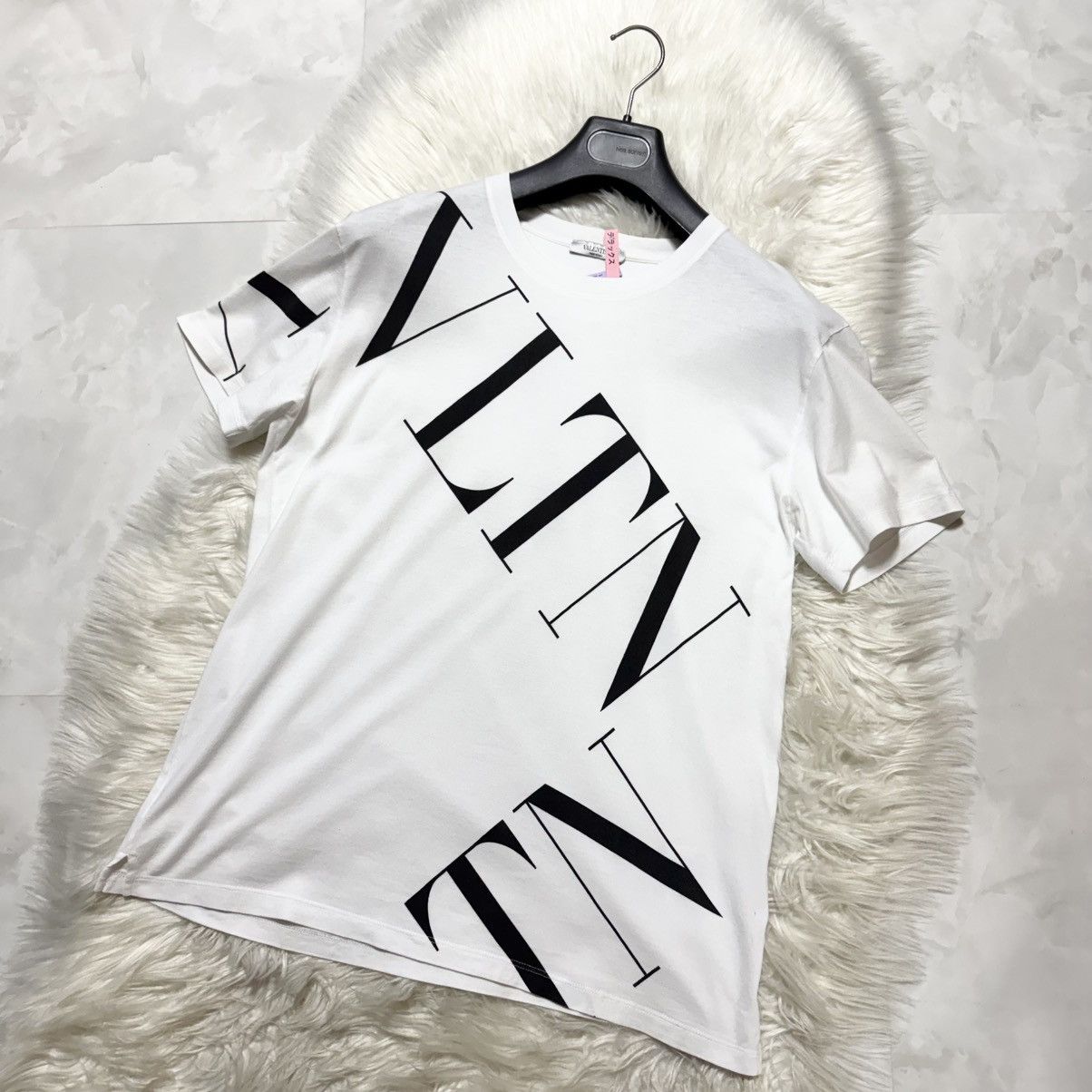 Valentino Authentic, Excellent Condition Valentino VLTN Logo T-Shirt Size US M / EU 48-50 / 2 - 4 Thumbnail