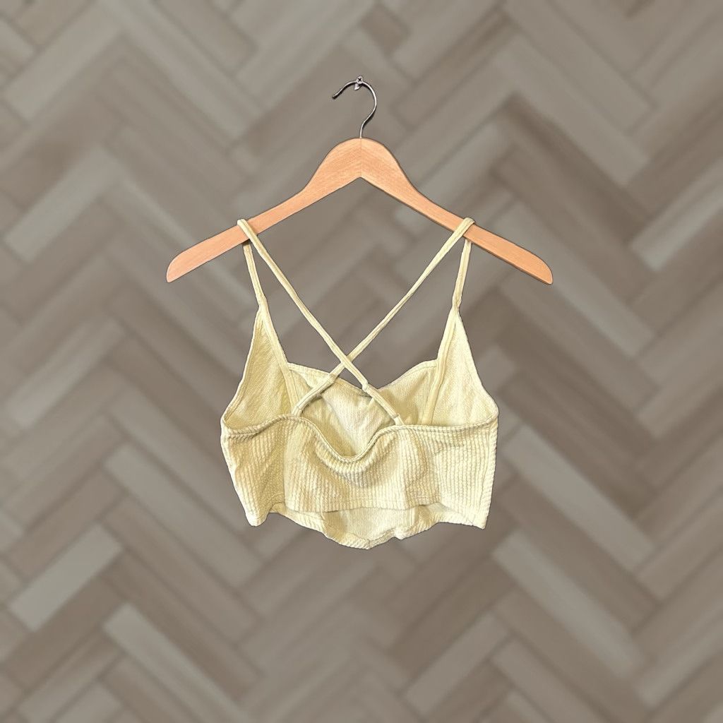 Urban Outfitters Urban Outfitters Womens Sleeveless Crop Top Shirt M Yellow Tank Cropped Womens Size M / US 6-8 / IT 42-44 - 1 Thumbnail