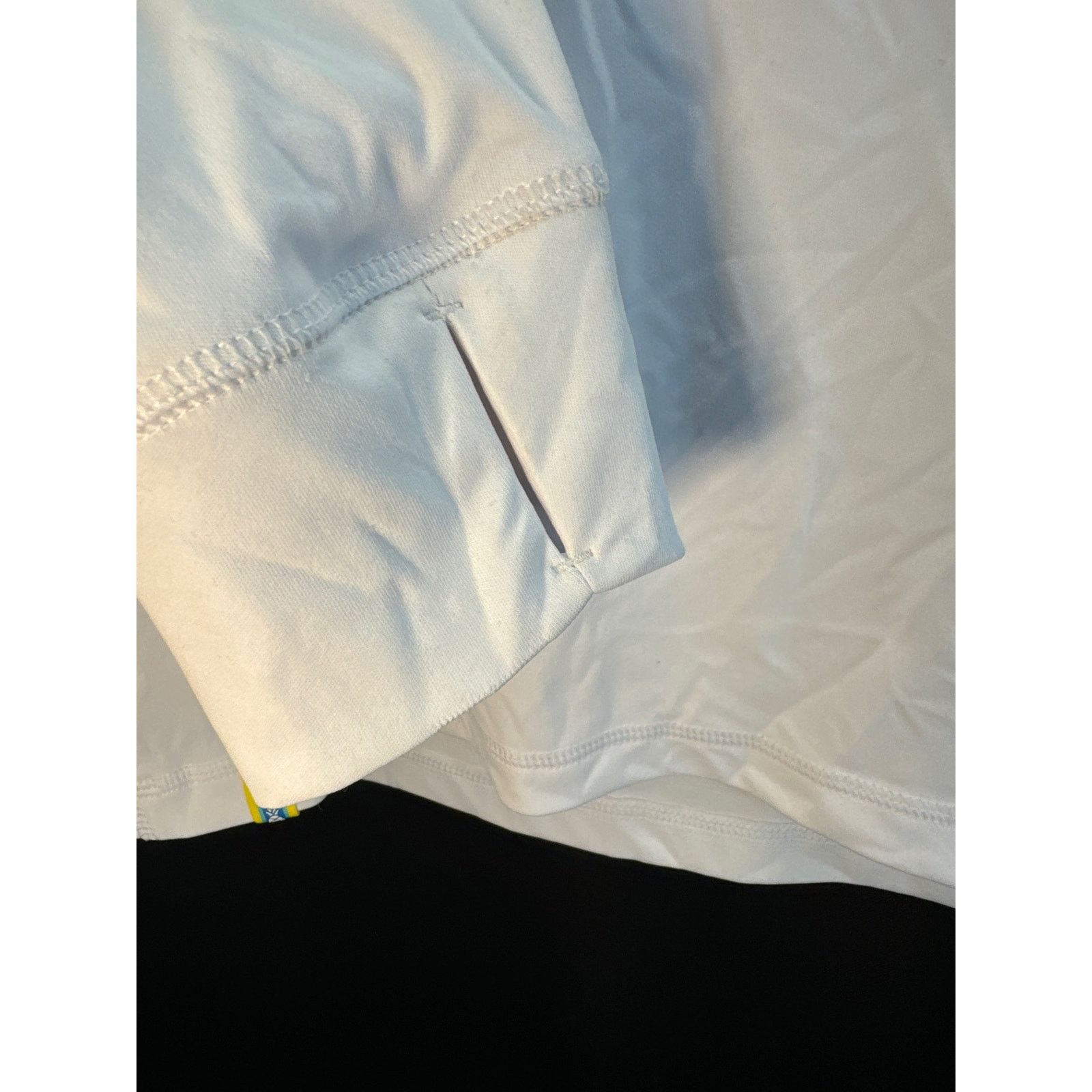 Chubbies Chubbies (Sample) White Sunhoodie Thumbholes UPF50+ men sz M Size US M / EU 48-50 / 2 - 5 Thumbnail