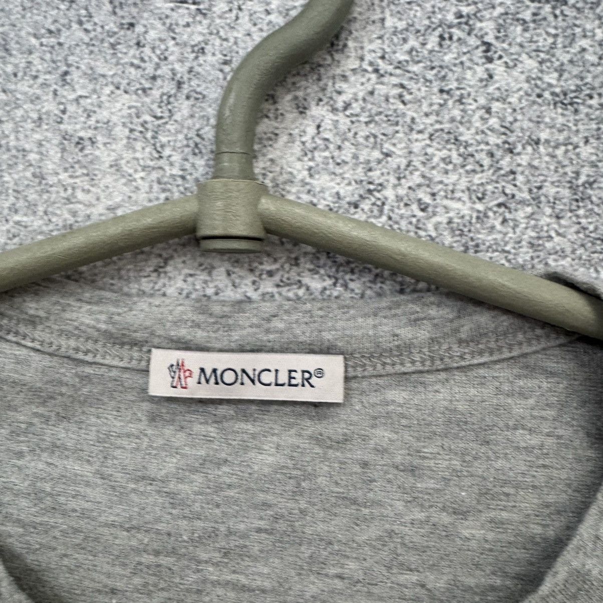 Moncler Moncler T Shirt Size US S / EU 44-46 / 1 - 5 Thumbnail