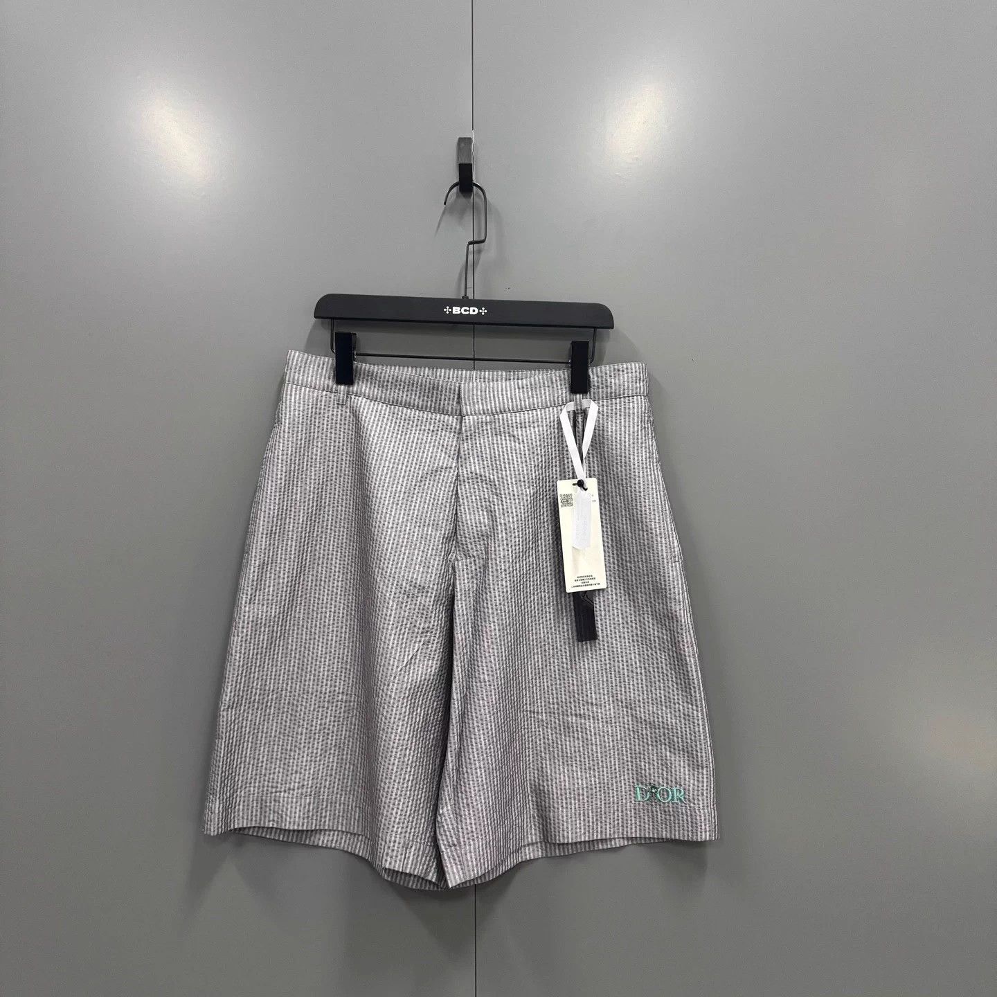 Dior Dior Qi Xi Striped Embroidery Logo Short 46,48,50,54 Size US 34 / EU 50 - 2 Thumbnail