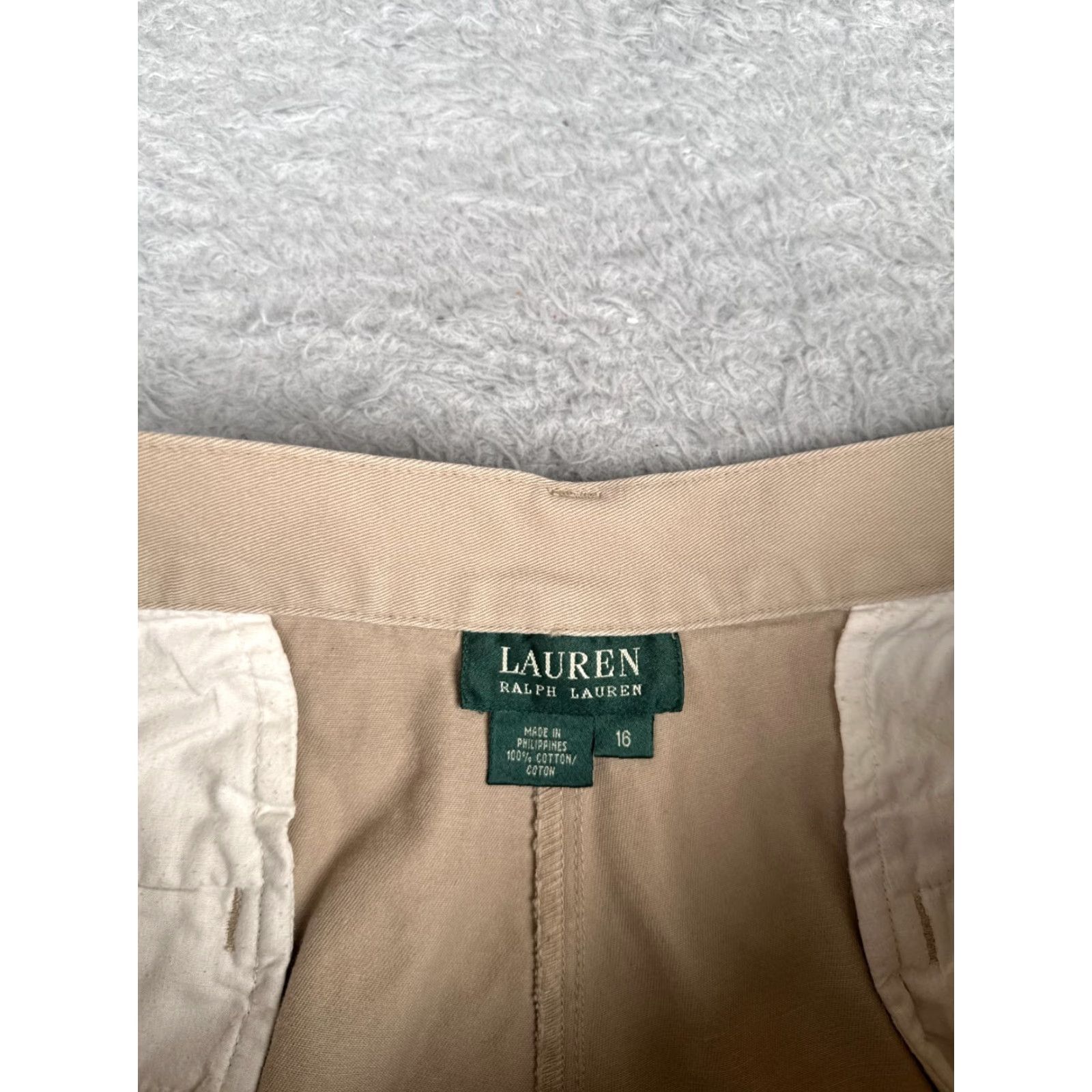 Ralph Lauren Vintage Ralph Lauren Women's Shorts 16 Beige Chino Casual Activewear Travel Office 33x6 Size 38" / US 16 / IT 52 - 7 Thumbnail