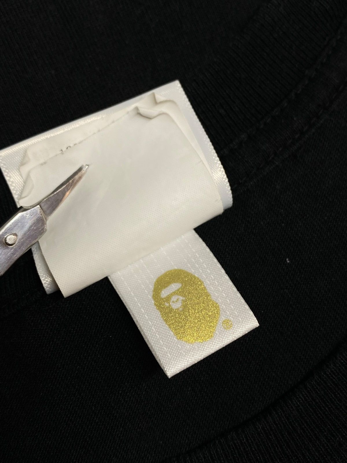 Bape BAPE BY A BATHING APE LOGO T-SHIRT Size US L / EU 52-54 / 3 - 17 Thumbnail