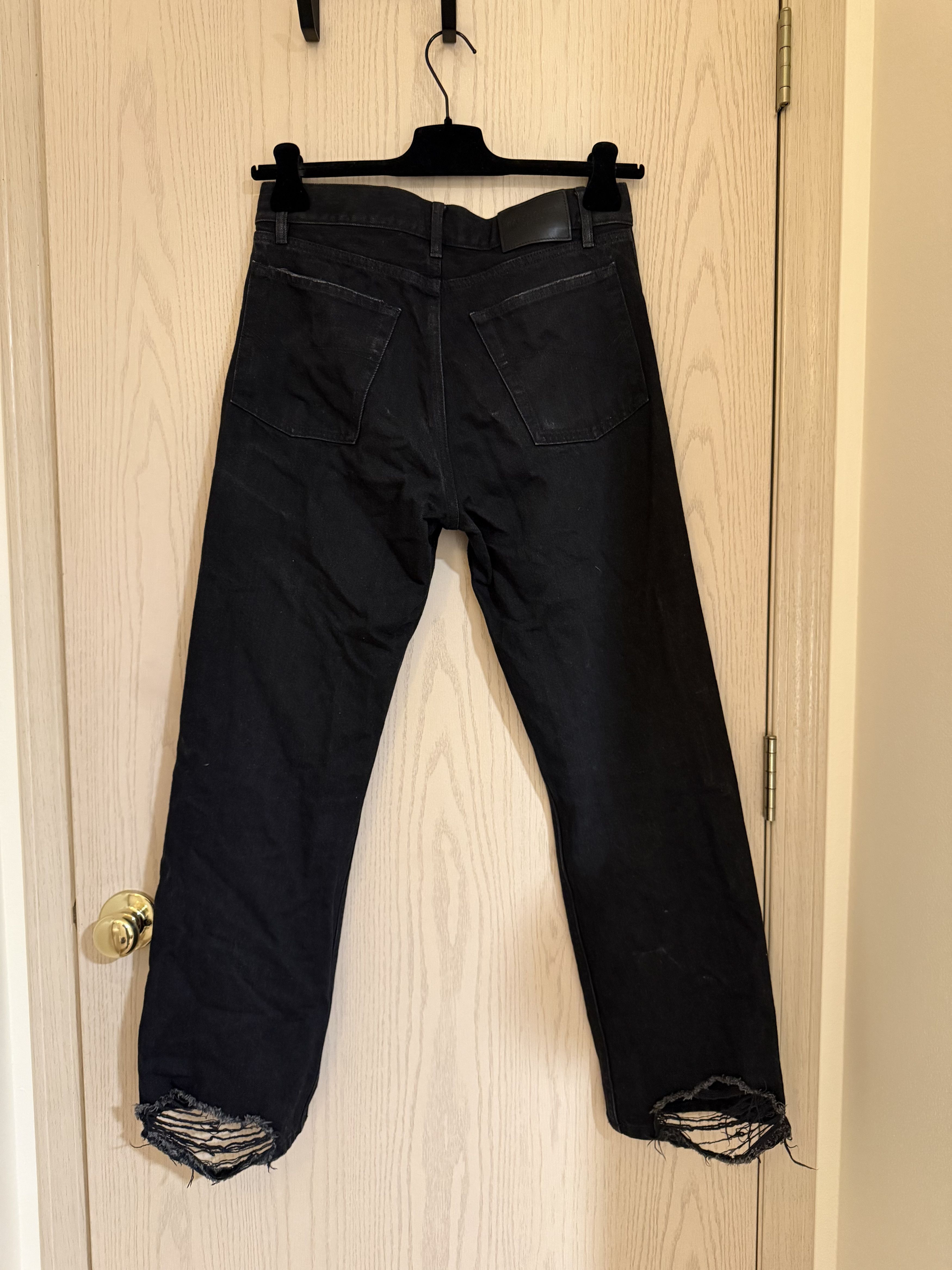 Balenciaga Balenciaga FW22 Rubber heel bite jeans Size US 30 / EU 46 - 1 Thumbnail