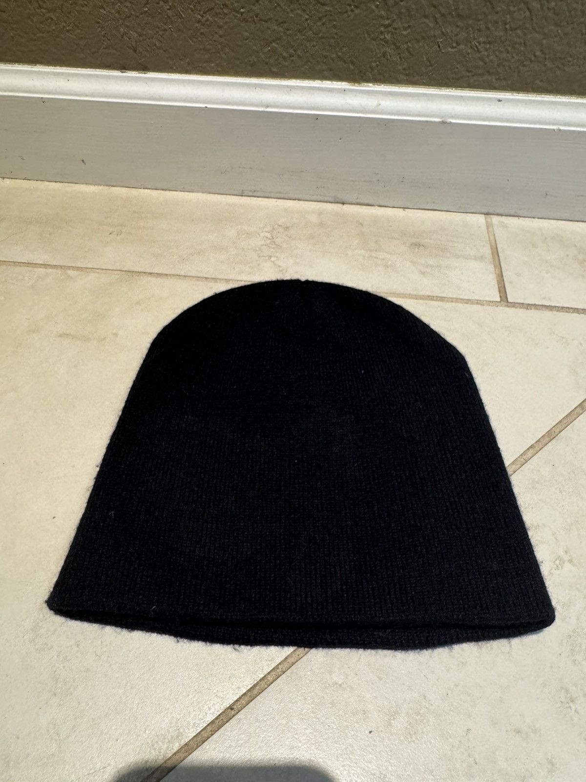 Other 00s Chopper Cross Embroidered Logo Beanie Black USED OSFM Size ONE SIZE - 3 Thumbnail