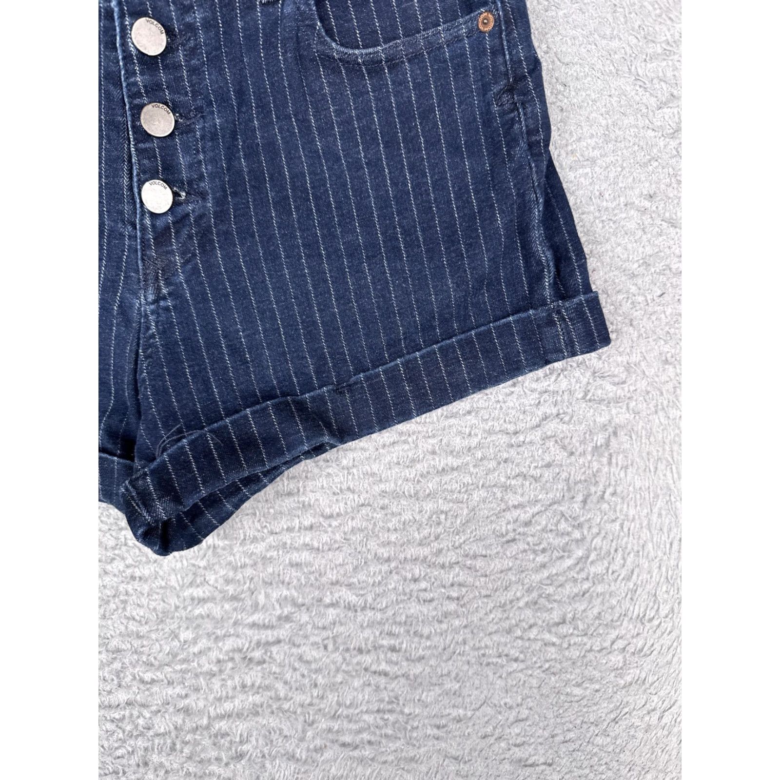 Volcom Volcom Denim Shorts Womens 28 Blue High Rise Button Fly Striped Cuffed Cut-Off Stretch Pocket 5-Pocket Casual Summer Varsity American Mens? Size 28" / US 6 / IT 42 - 2 Thumbnail