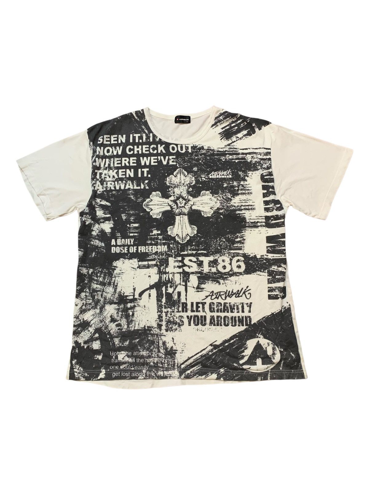 Airwalk Vintage Airwalk Tribal Thermal Tshirt Old Surf Skate Punk Size US XL / EU 56 / 4 - 1 Thumbnail