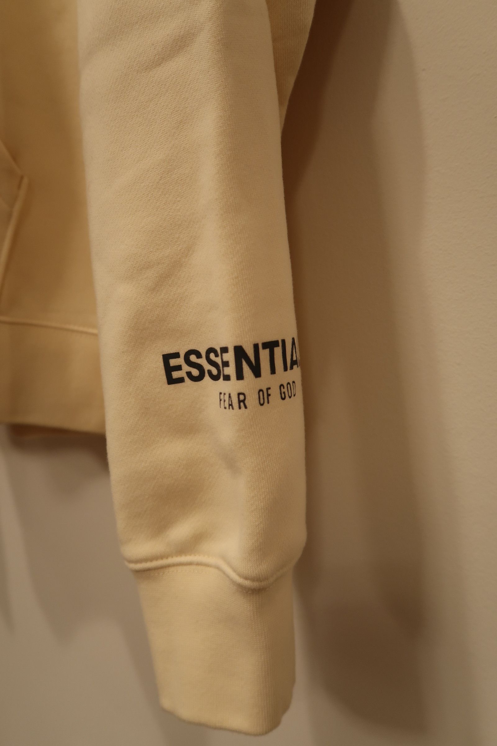 Fear of God Fear of God Essentials Cream and Black Hoodie Size US M / EU 48-50 / 2 - 5 Thumbnail