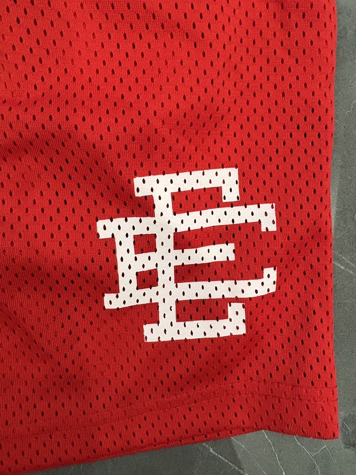 Eric Emanuel Eric Emanuel EE Basic Short Red White SS25 XL Size US 30 / EU 46 - 2 Thumbnail
