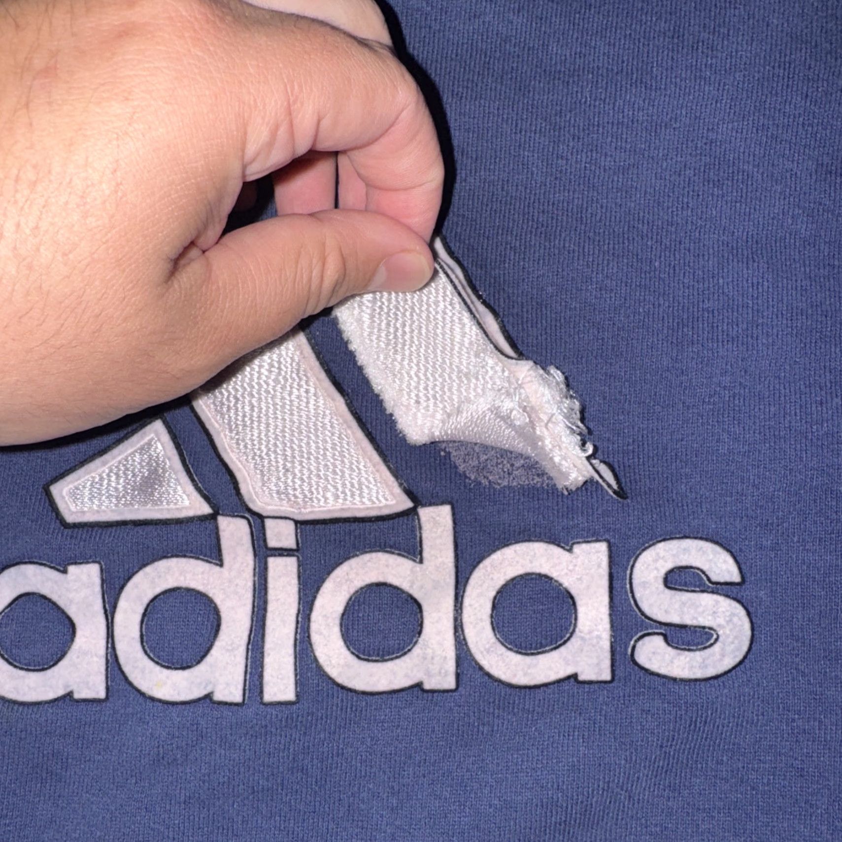 Adidas VINTAGE Adidas Crewneck Sweater Men Blue Medium Felt Spell Out 22x24 Size US M / EU 48-50 / 2 - 3 Thumbnail