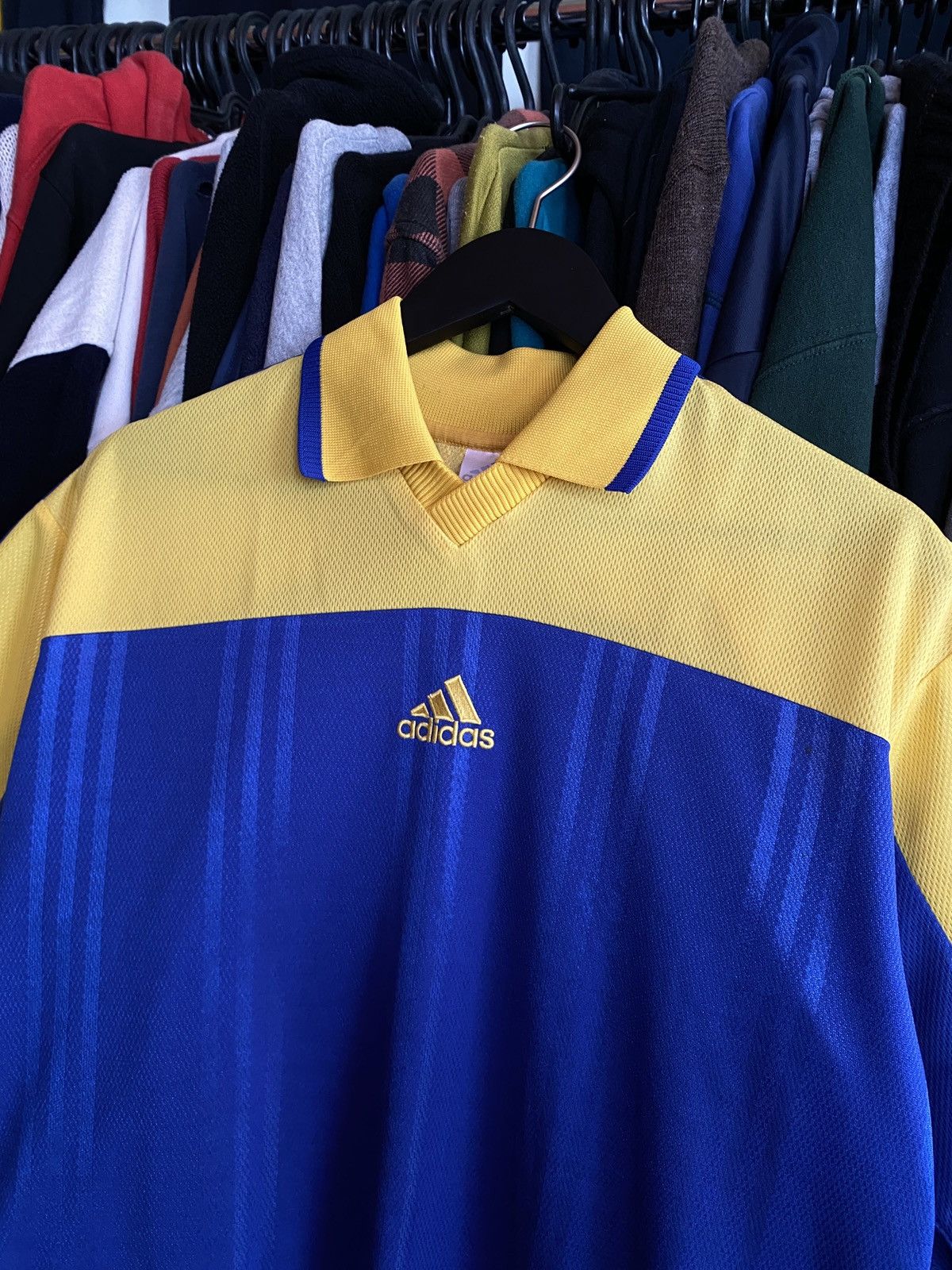 Adidas VINTAGE ADIDAS CENTRE LOGO JERSEY 90s Size US M / EU 48-50 / 2 - 2 Thumbnail