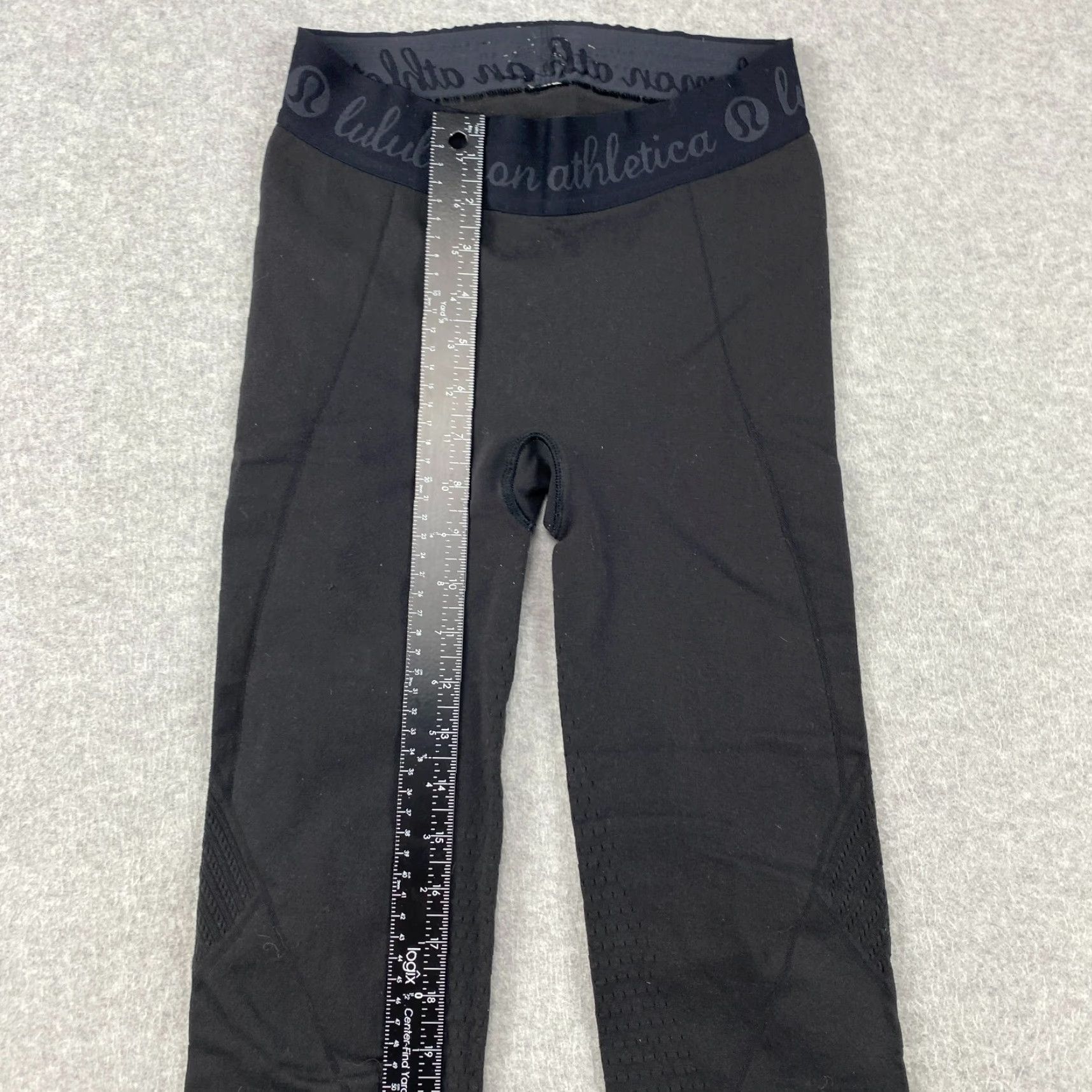 Lululemon Lululemon Athletica Compression Seamless Leggings Womens 2 Black Logo Waistband Athleisure Modern Yoga Gym Running Size 26" / US 2 / IT 38 - 4 Thumbnail