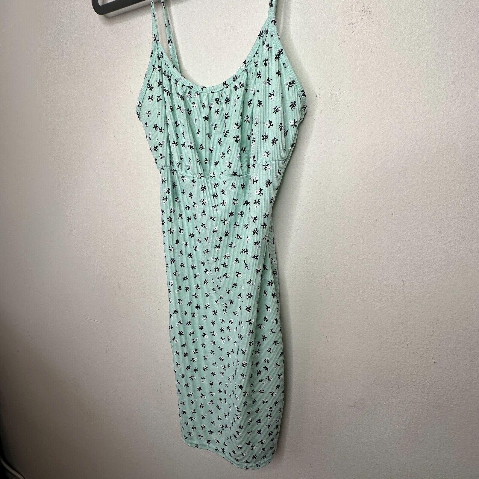 Boohoo boohoo Ditsy Mint Floral Rouched Bust Spaghetti Strap Mini 6 Size M / US 6-8 / IT 42-44 - 2 Thumbnail