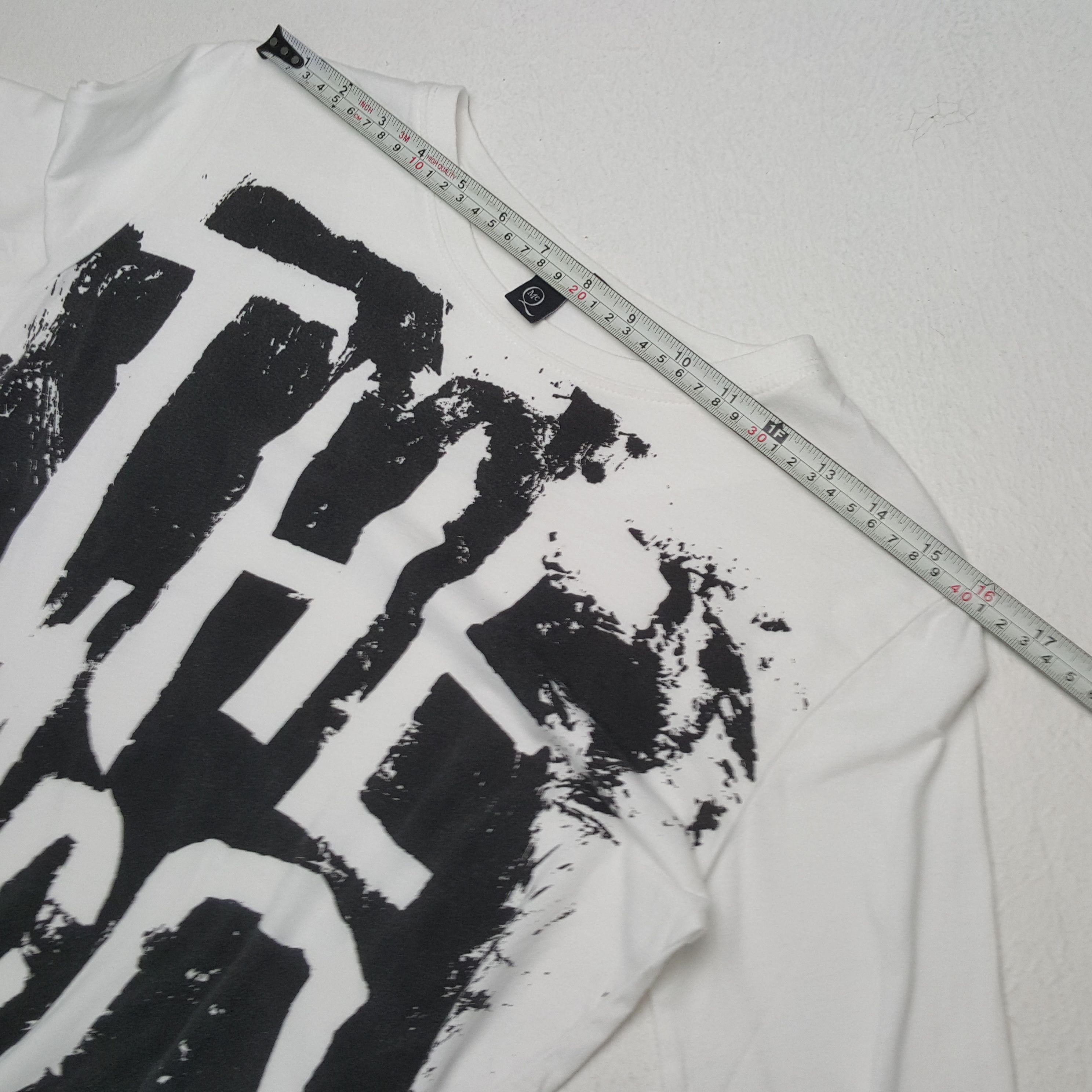 Alexander McQueen × MCQ × Vintage Vintage MC QUEENS Alexander McQueen Fashion T-Shirts Size US S / EU 44-46 / 1 - 4 Thumbnail