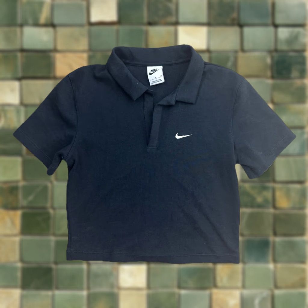 Nike Nike Womens Polo Shirt Cropped Short Sleeve Black Slim S1S US? Size S / US 4 / IT 40 - 1 Thumbnail