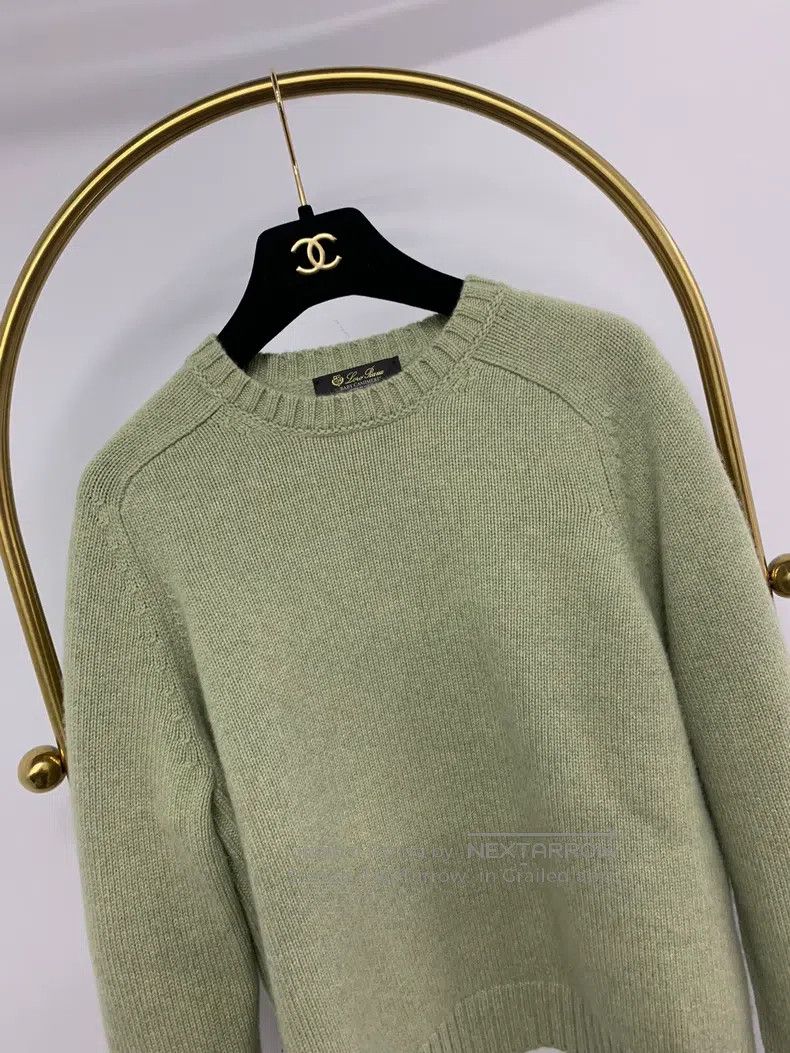 Loro Piana Loro Piana Baby cashmere saddle shoulder light green cashm Size S / US 4 / IT 40 - 2 Thumbnail
