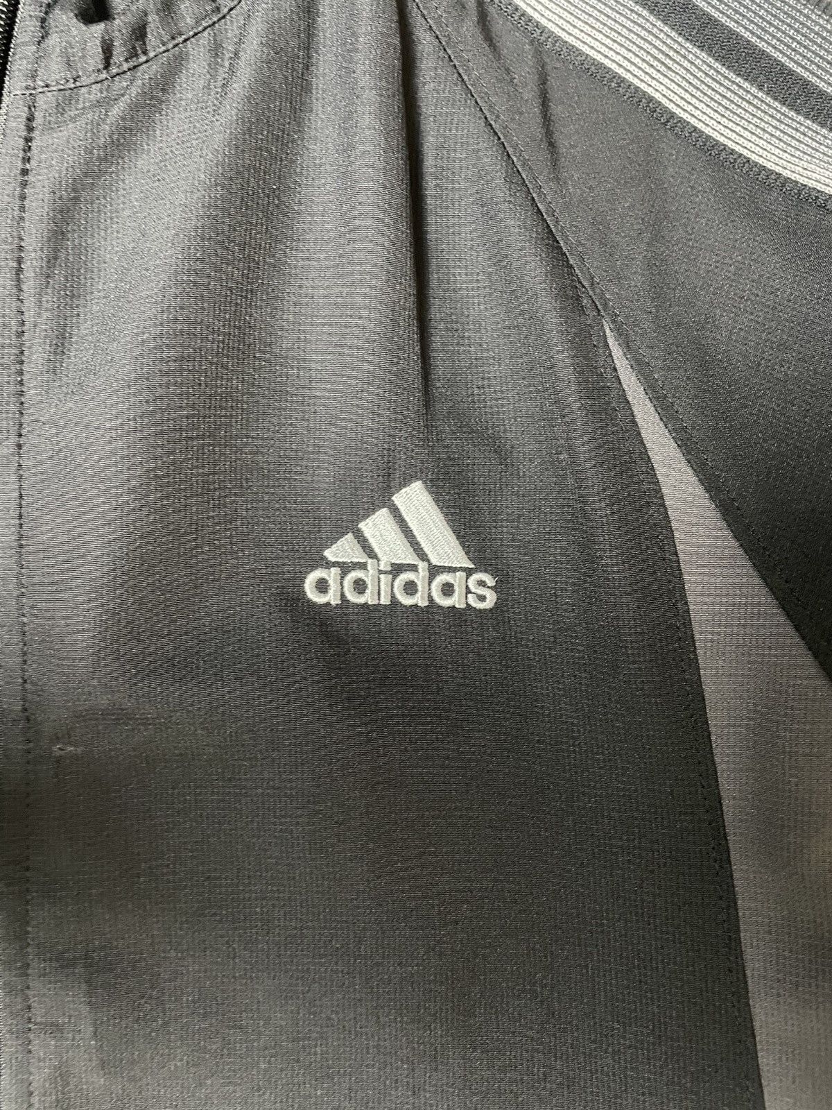 Adidas × Japanese Brand × Vintage Vintage ADIDAS Clima Zipper Light Jacket (116) Size US M / EU 48-50 / 2 - 6 Thumbnail