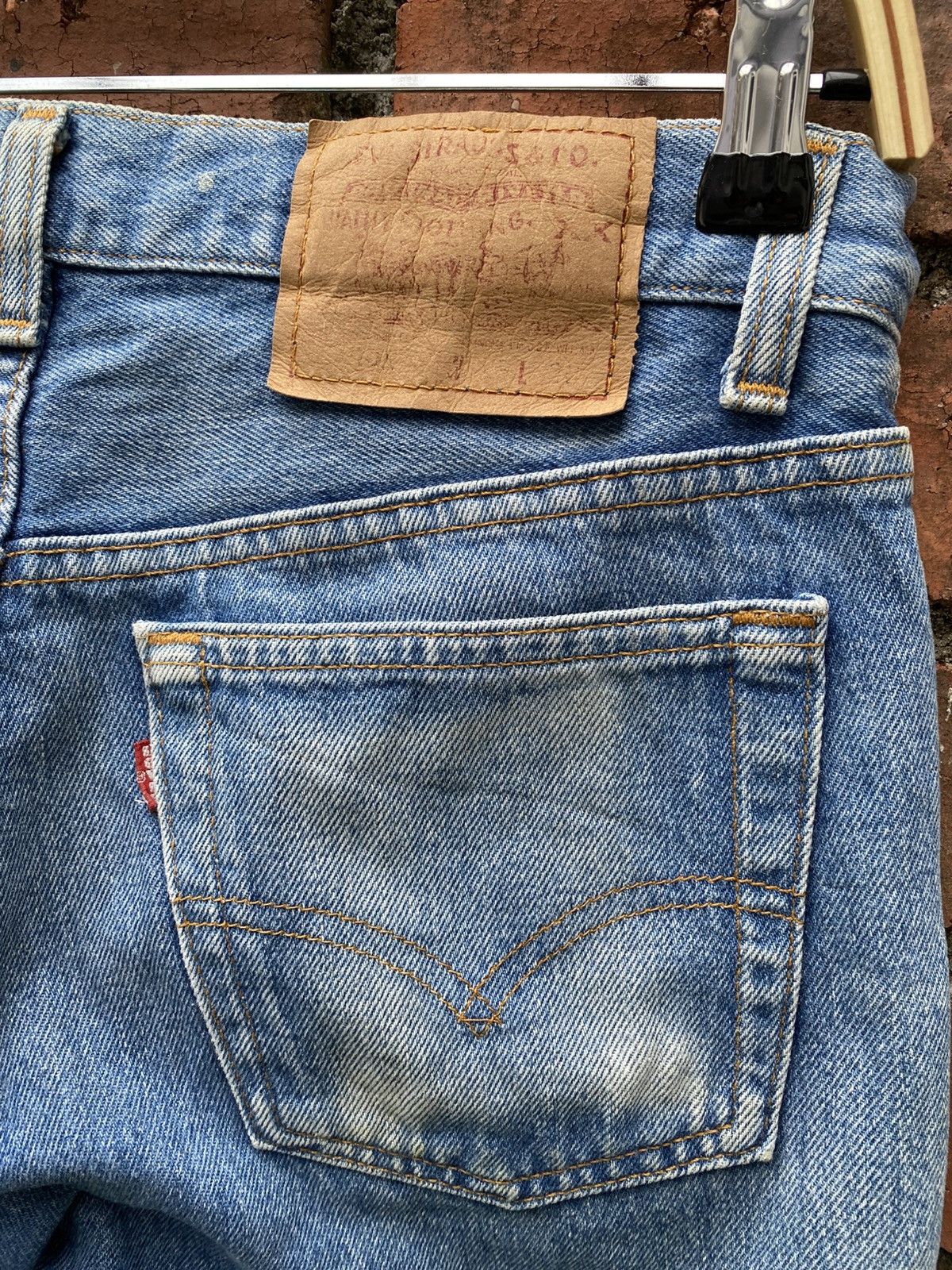 Levi's × Levi's Vintage Clothing × Vintage W29x30.5 vintage levi's 90s 501 made in USA Size US 29 - 5 Thumbnail