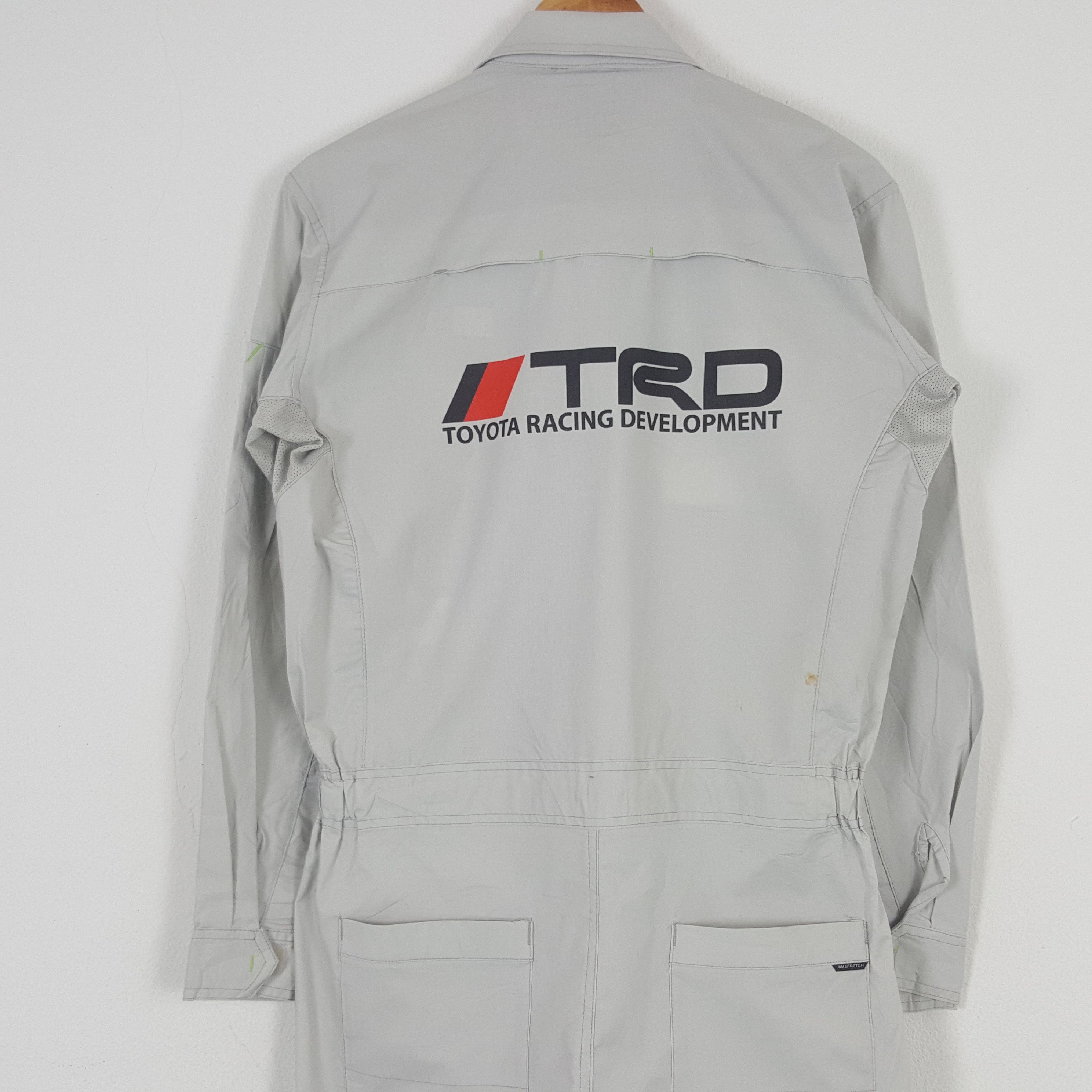 Japanese Brand × Vintage Vintage Toyota Racing Development TRD Coveral Jacket C286N17 Size US M / EU 48-50 / 2 - 2 Thumbnail