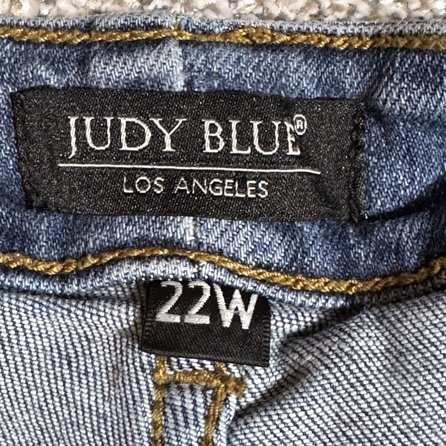 Vintage Judy Blue Jeans Womens Plus 22W Distressed Ripped Skinny Fit Grunge Streetwear Size 40" / US 18 - 6 Thumbnail