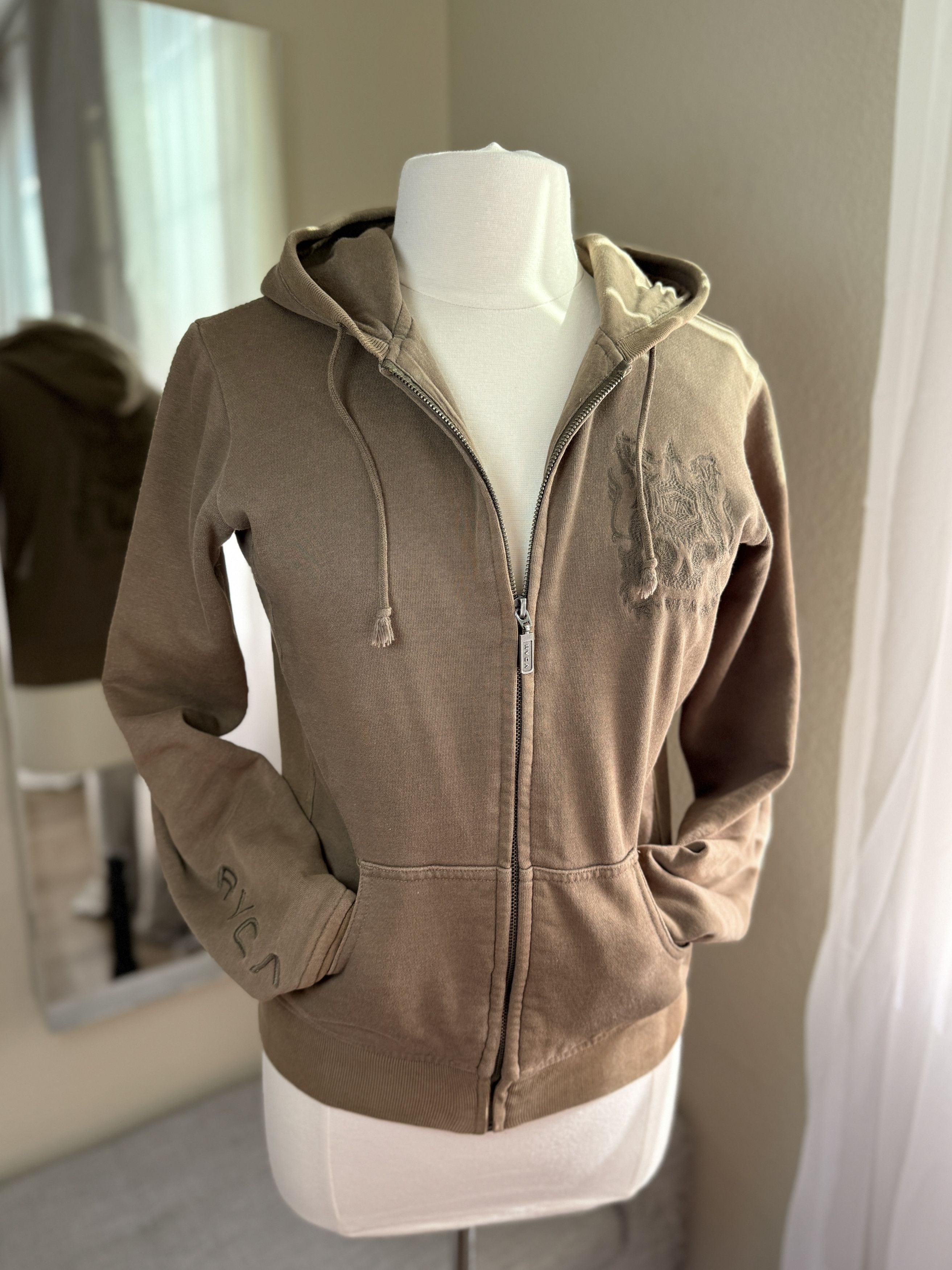 RVCA Archive Pigment-Dyed Zip Hoodie (M) Embroidered Crest