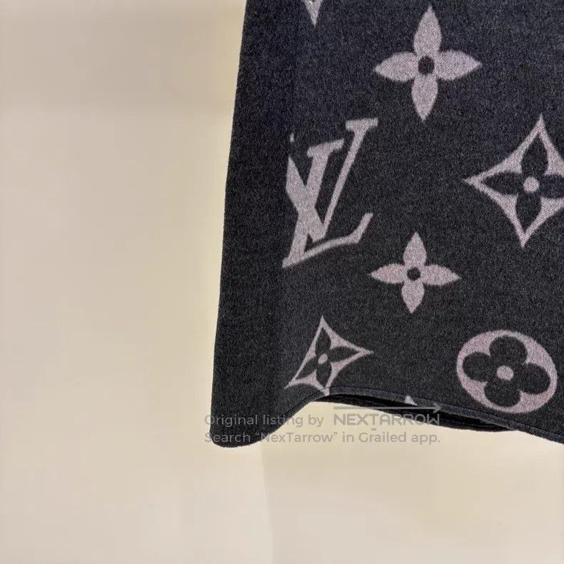 Louis Vuitton Louis Vuitton Wool print dress Size XS / US 0-2 / IT 36-38 - 5 Thumbnail