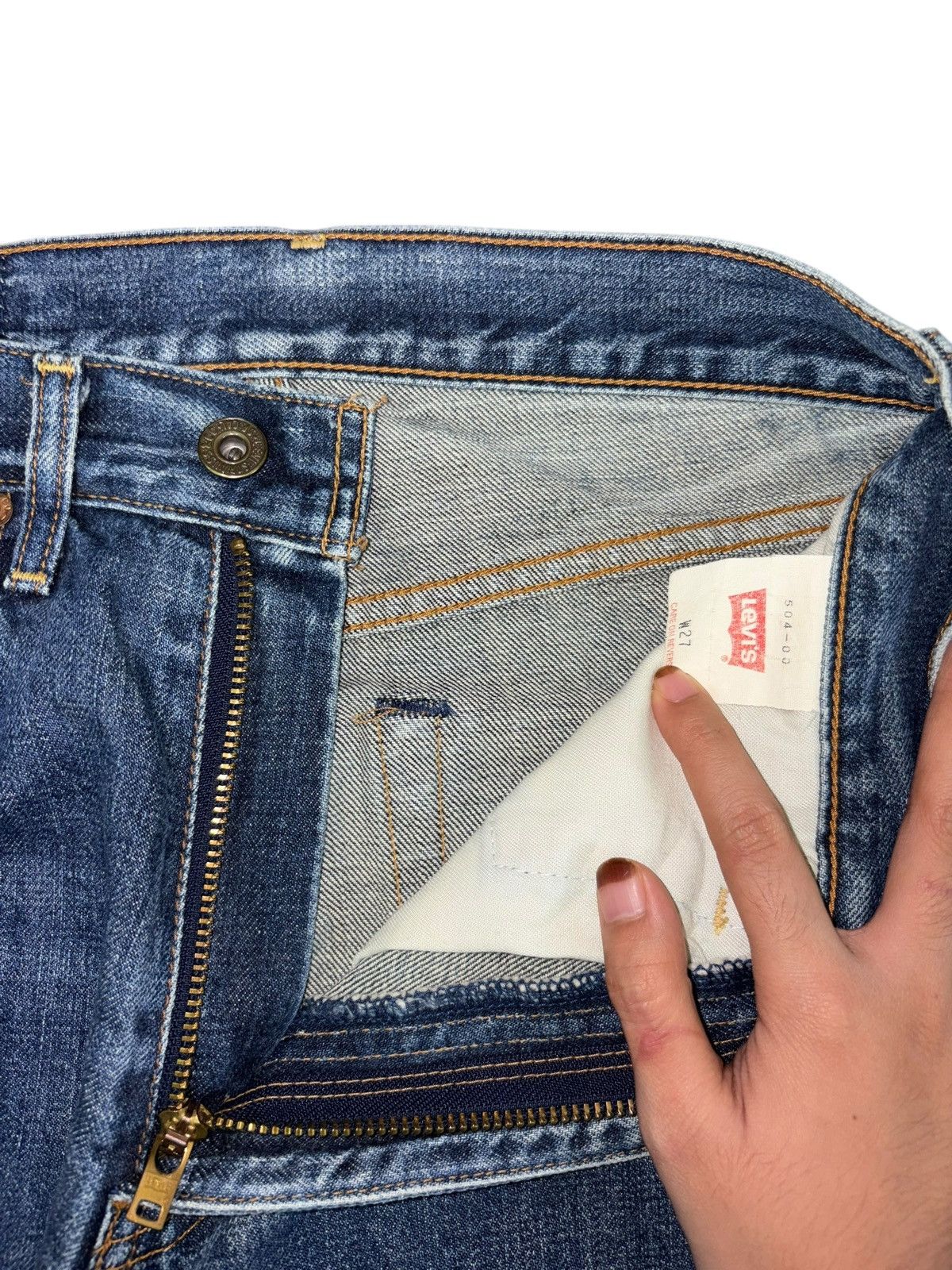 Levi's Vintage 90s Levis 504 Distressed Wideleg Baggy Jeans Size US 27 - 5 Thumbnail