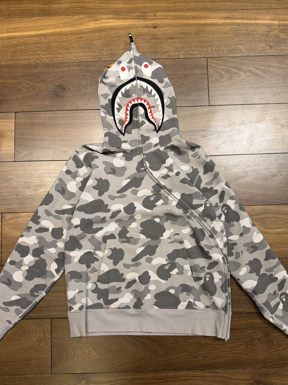Bape BAPE Honeycomb Camo Shark Full Zip Hoodie – Grey Size US L / EU 52-54 / 3 - 1 Thumbnail