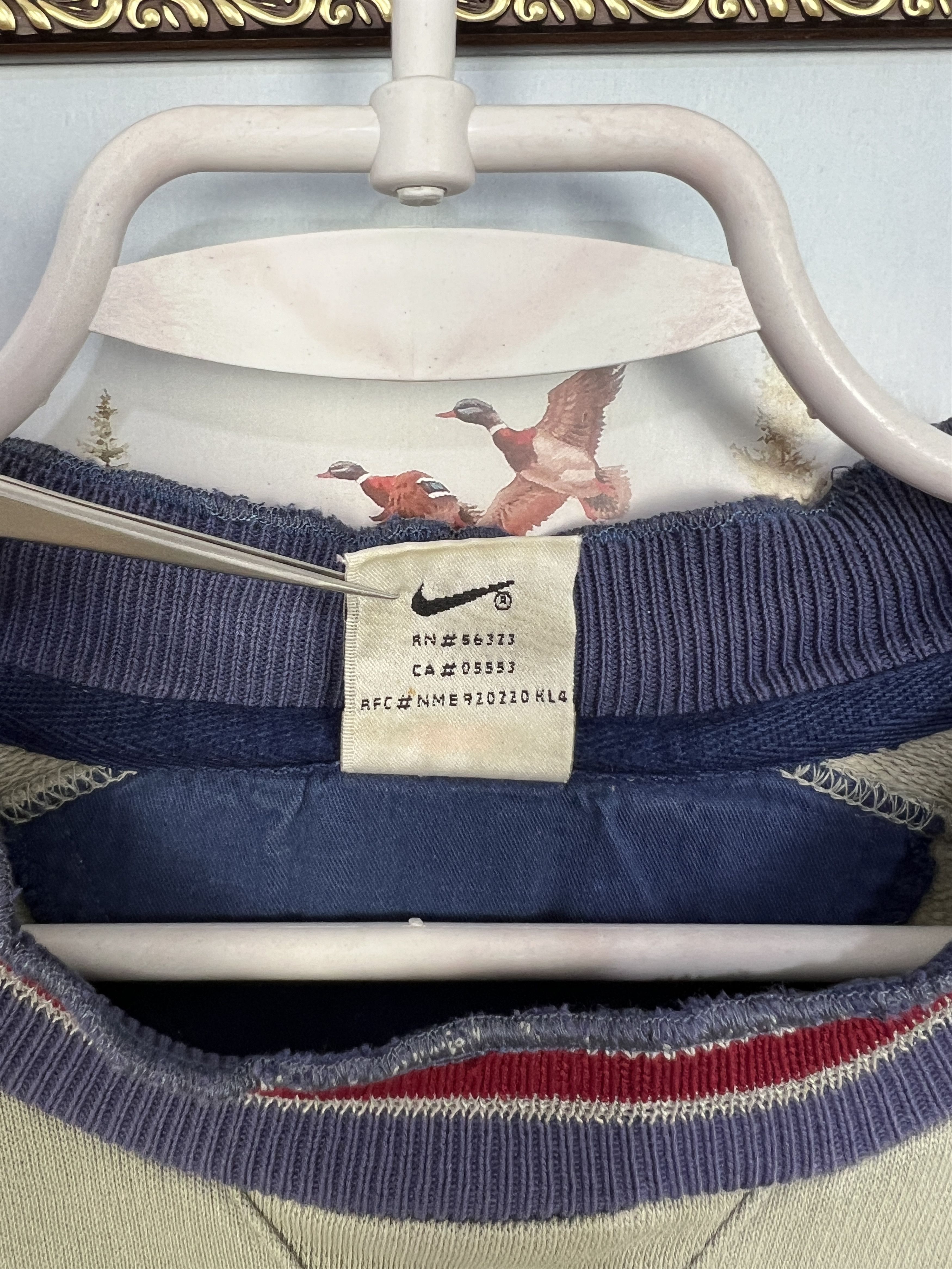 Nike Vintage 90's Nike Sweatshirt Big Swoosh Logo Center Mens Size US L / EU 52-54 / 3 - 10 Thumbnail