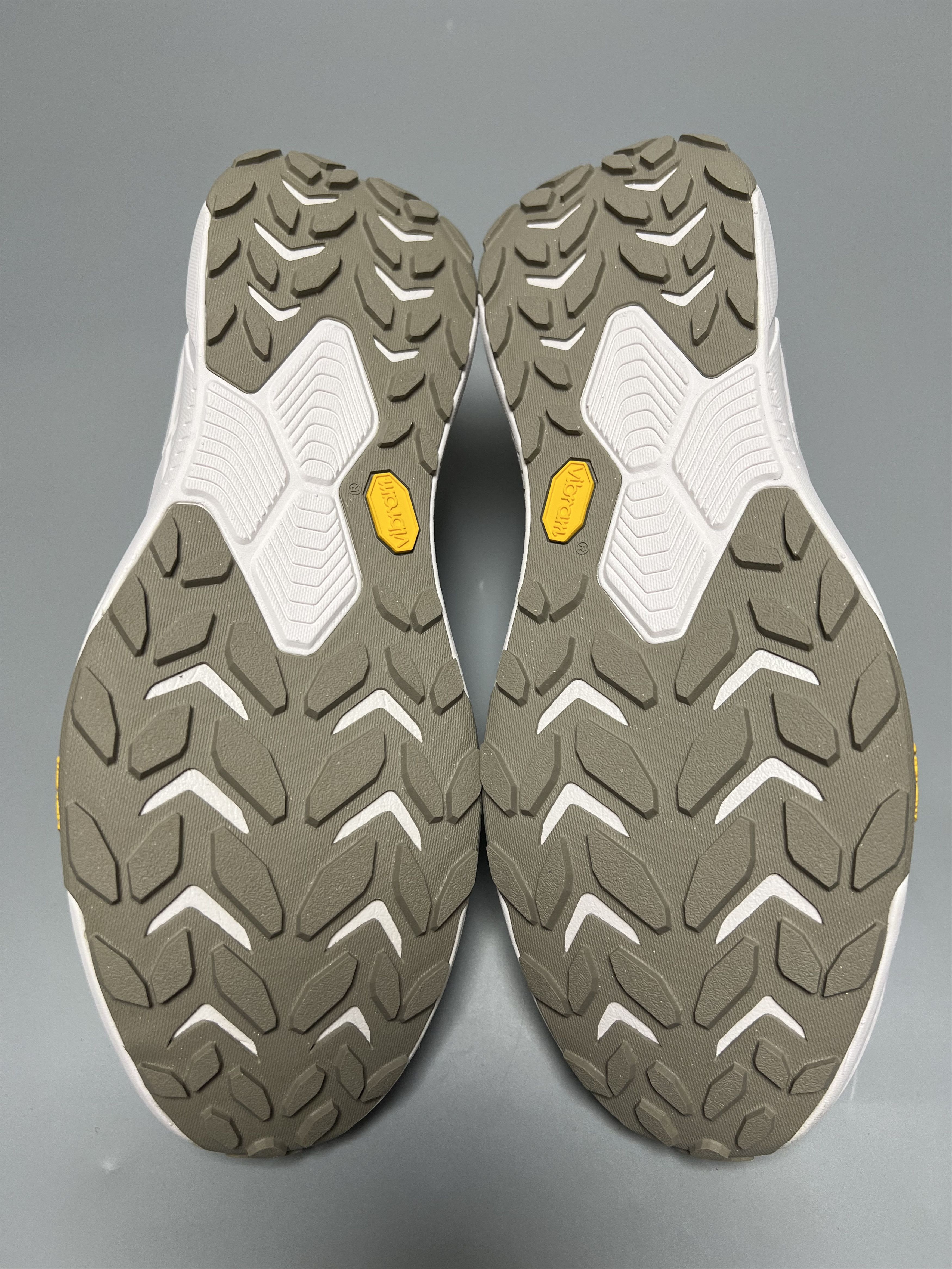 Hoka 12.5D Hoka One One Transport Trail Running Hiking Shoes Size US 12.5 / EU 45-46 - 6 Thumbnail