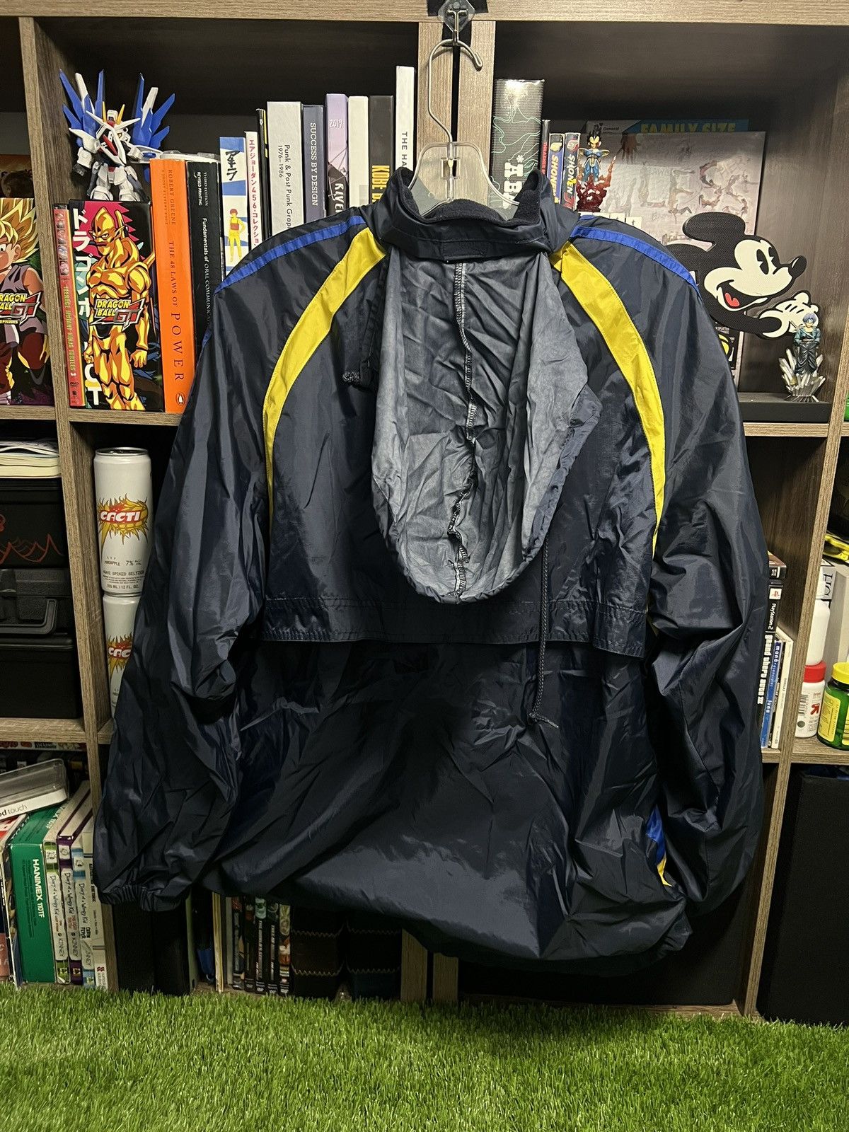 Vintage RARE AN CLAR ONEILLS FOOTBALL WINDBREAKER Size US M / EU 48-50 / 2 - 3 Thumbnail